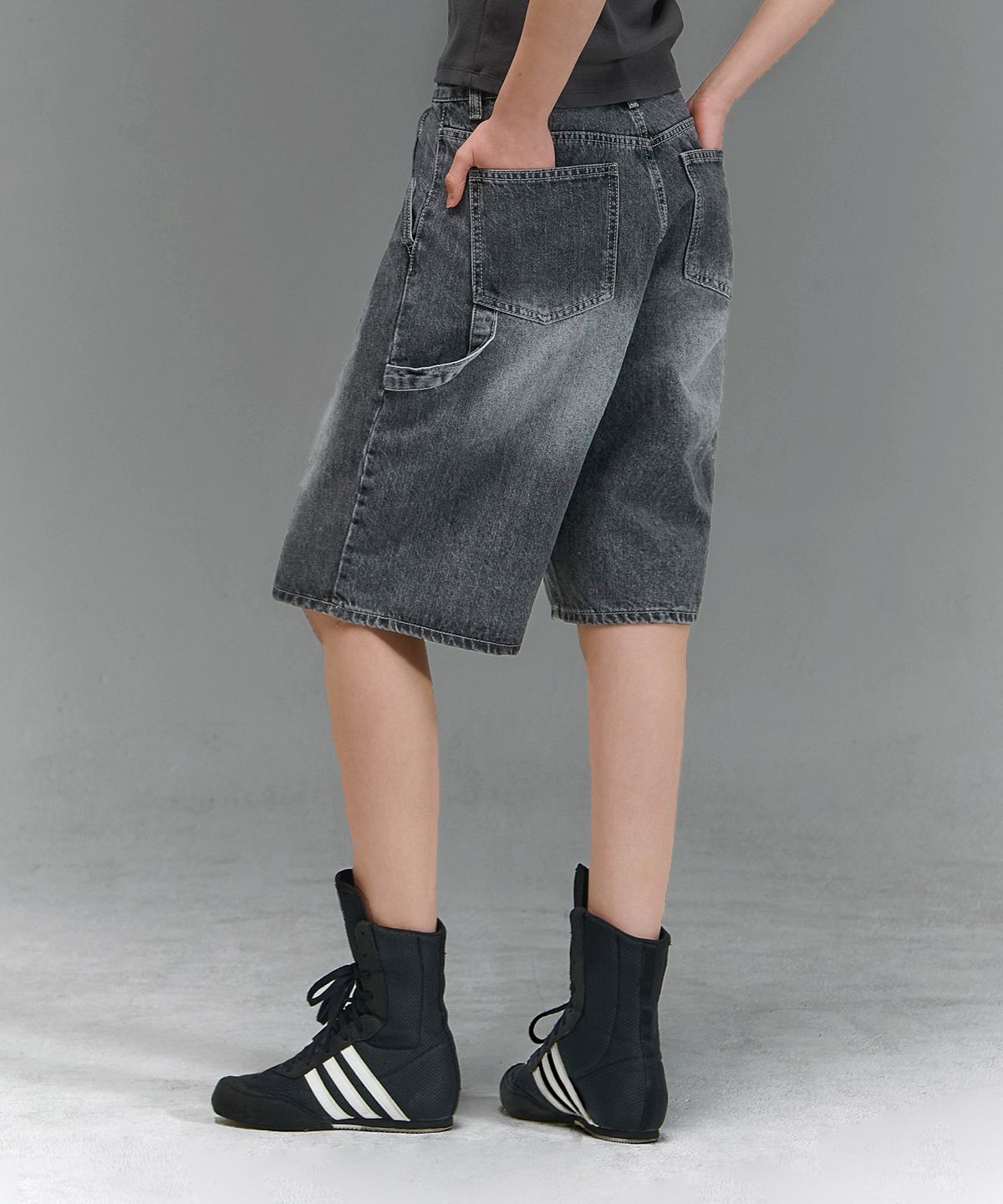 랜덤오프(RANDOMOFF) BTB : WAVE WASHING CARPENTER SHORTS [GRAY CORE]