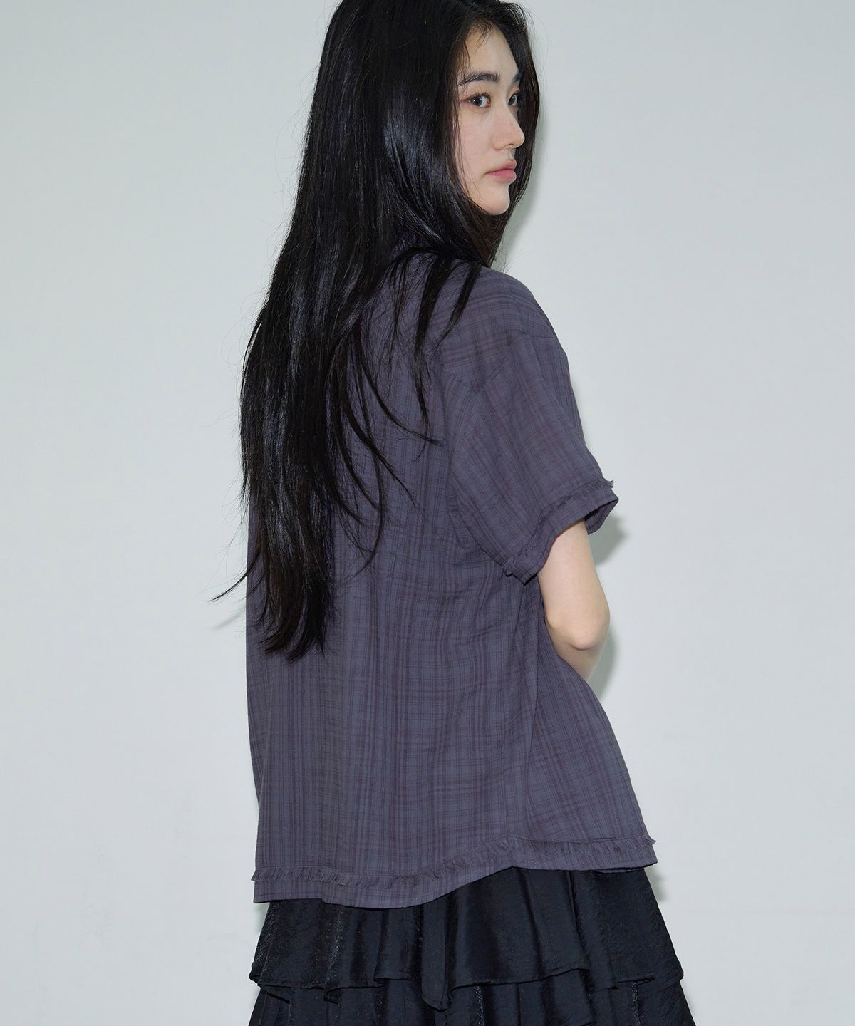 시스에이(SIS A) 레이어드 컷아웃 체크 하프 셔츠 [purple]