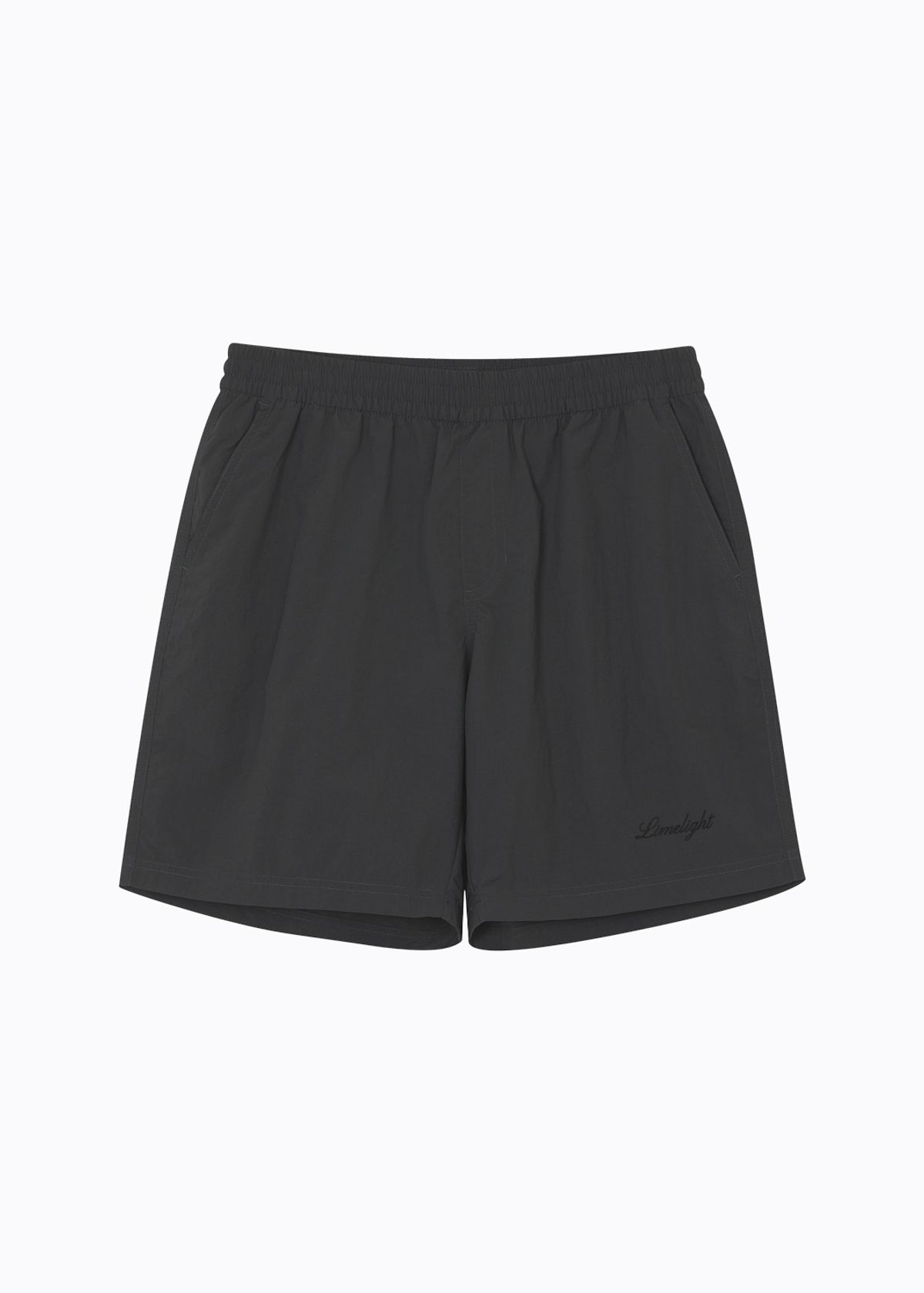 라임라잇 어패럴(LIMELIGHT APPAREL) 어패럴 스크립트 로고 나일론 쇼츠 (차콜/블랙)