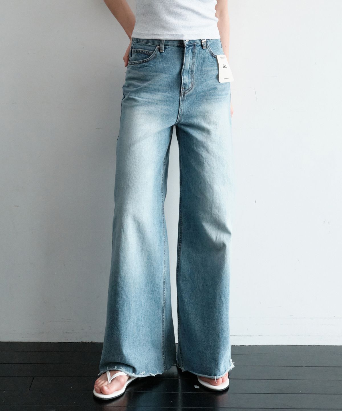 논앤논(NON AND NON) WIDE ONE WASHED DENIM_NSDP5258