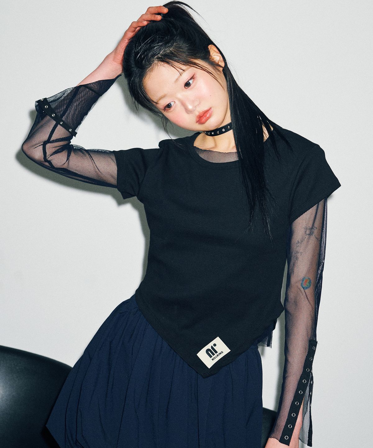 닐링(NILLRING) T11.00 Unbalanced Short-sleeved T-shirt_Black