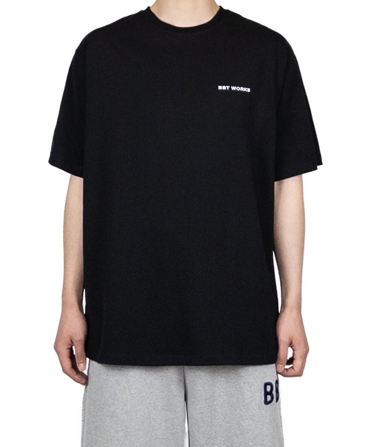 바스바타(BASBAATAA) HERITAGE LETTERING TEE(Black)