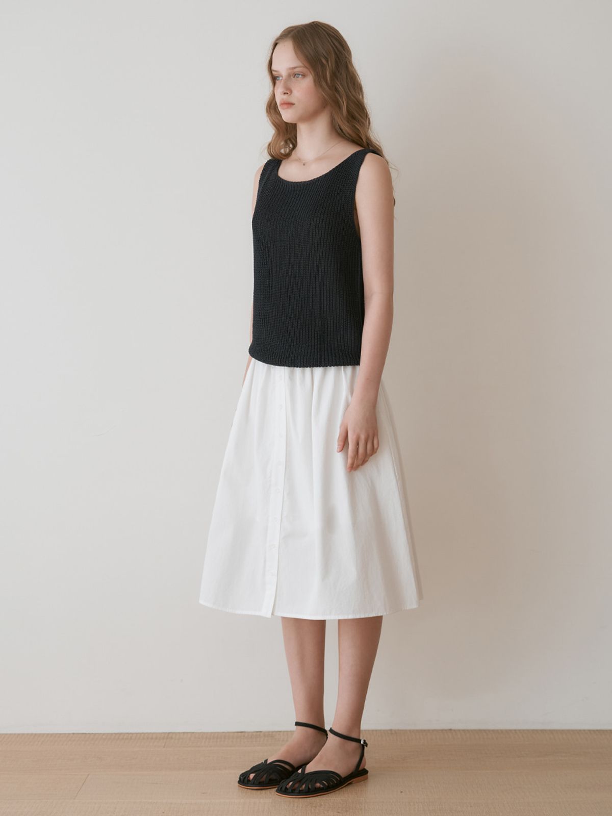 더미튼(THEMITTEN) Sniff knit sleeveless (navy)