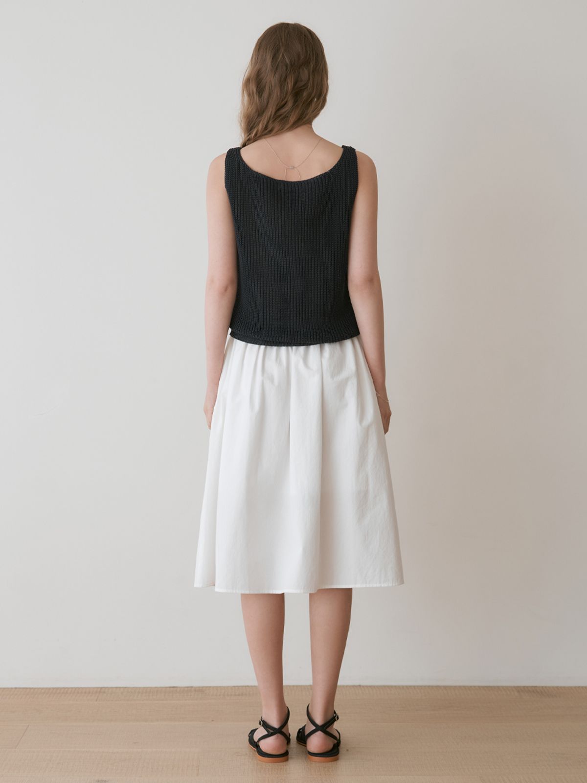 더미튼(THEMITTEN) Sniff knit sleeveless (navy)
