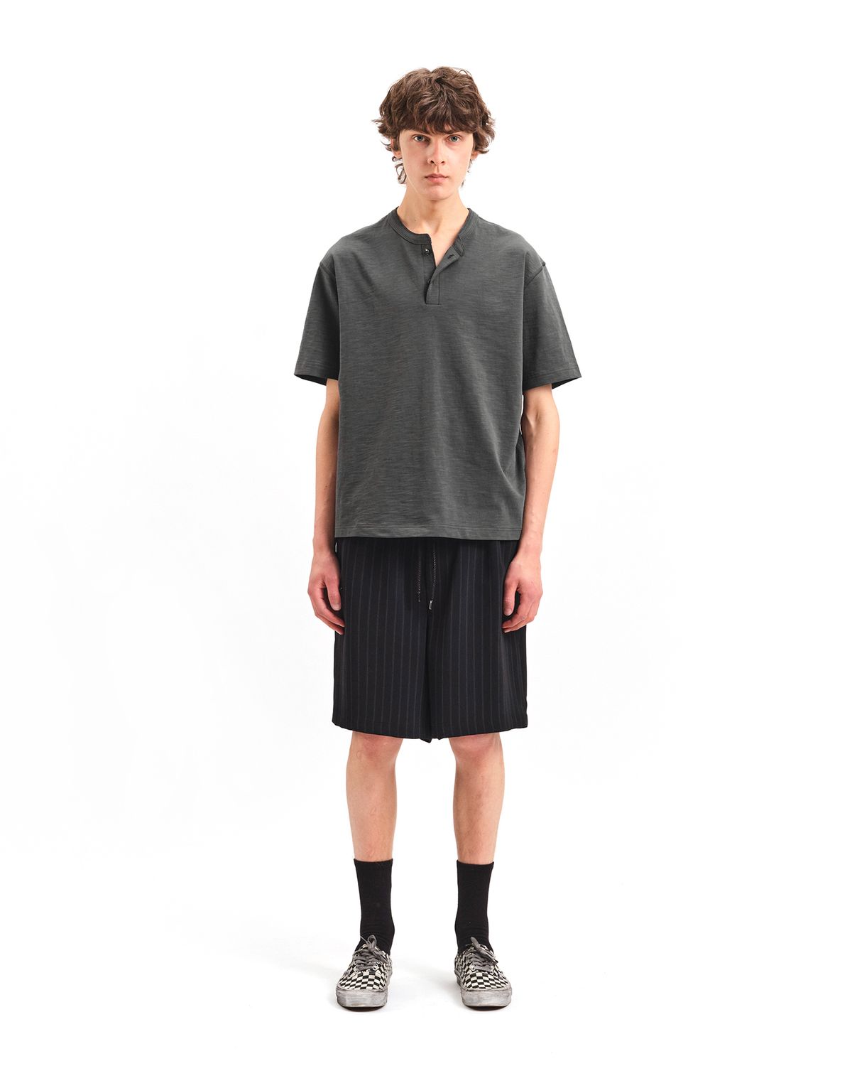 포커페이스(POKERFACE) SLUB HENLEY NECK T-SHIRTS CHARCOAL