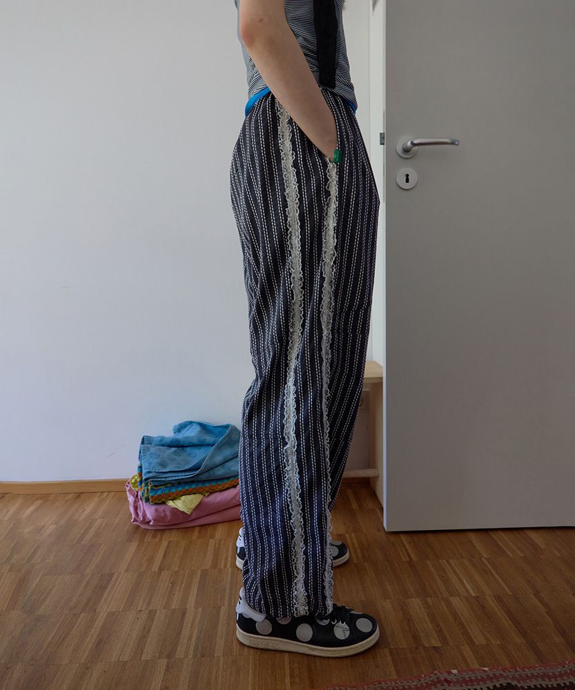 韓国商品/NOCONTENT Stripe Lace Pants MUSINSA | NOCONTENT 201. Striped lace pants _ Black