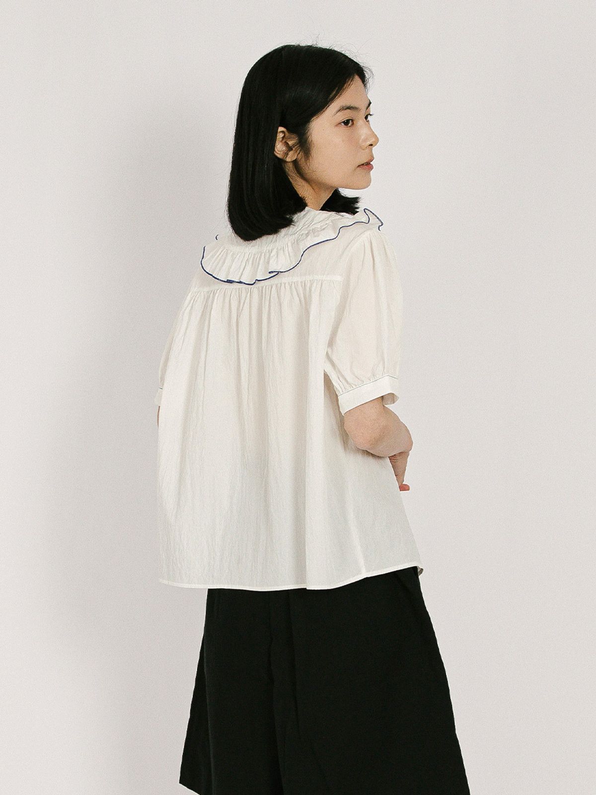 빈센트네이비(VINCENT NAVY) 산토리니 프릴 블라우스_화이트