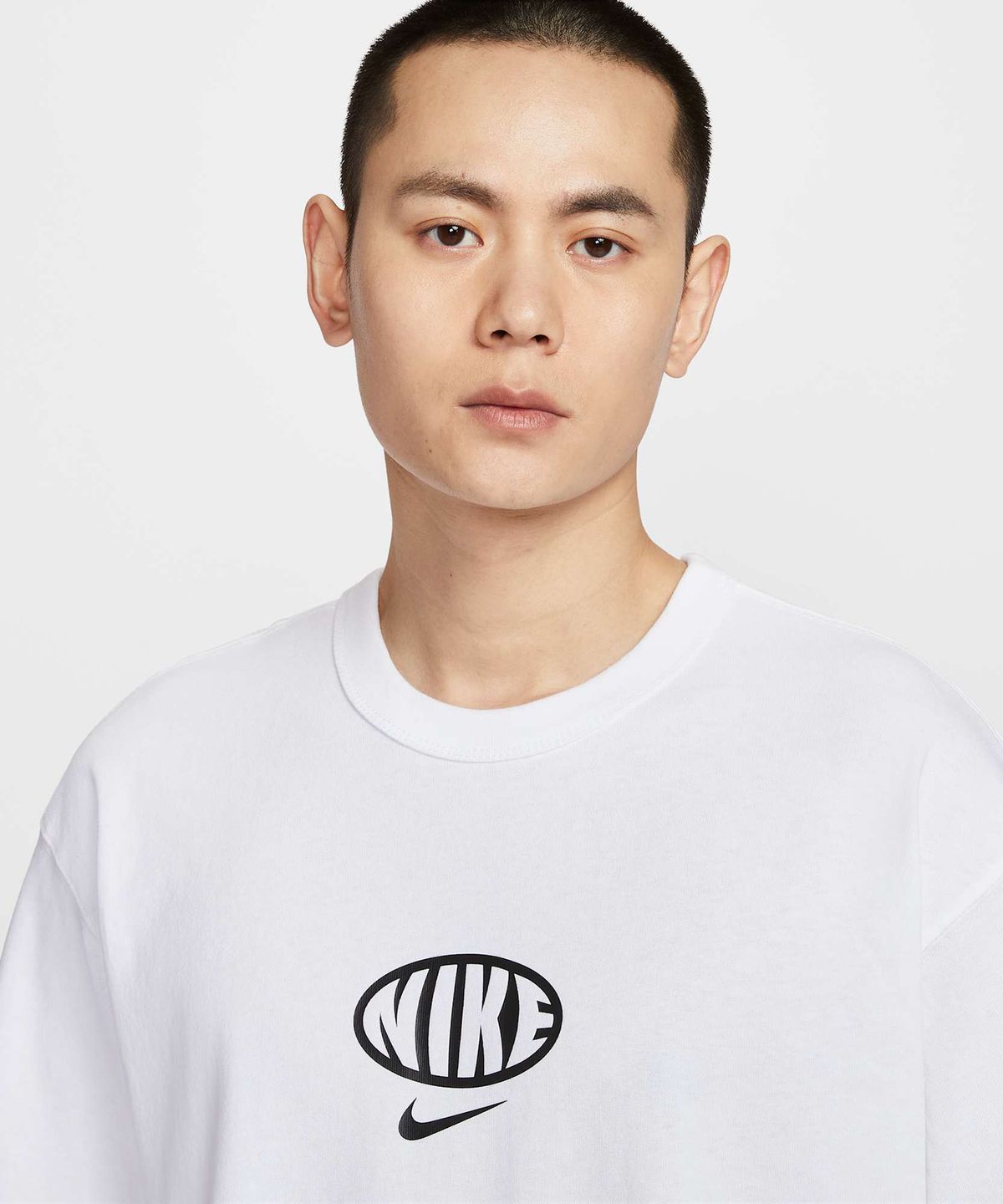 나이키(NIKE) 스포츠웨어 프리미엄 에센셜 티셔츠 M - 화이트:블랙:화이트 / IB7554-100