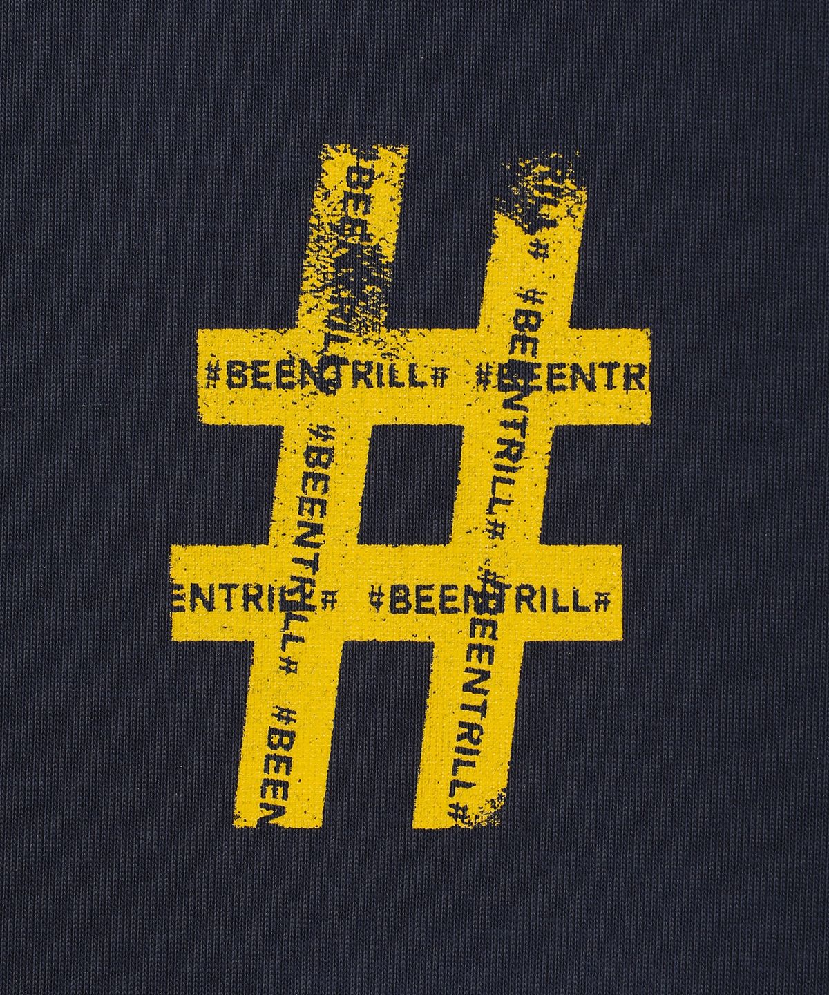 빈트릴(BEENTRILL) 롤러 페인팅 해시태그 티셔츠(인디고)