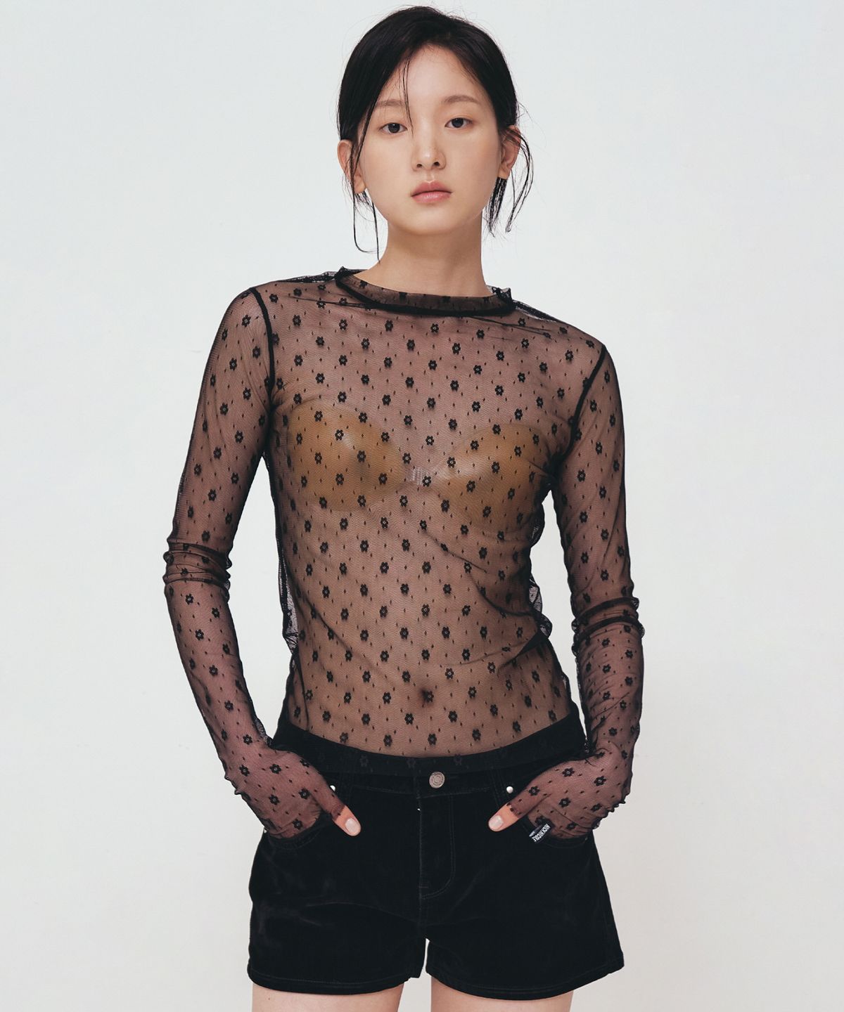 닉앤니콜(NICK&NICOLE) MASH FLOWER PATTERN TOP_BLACK