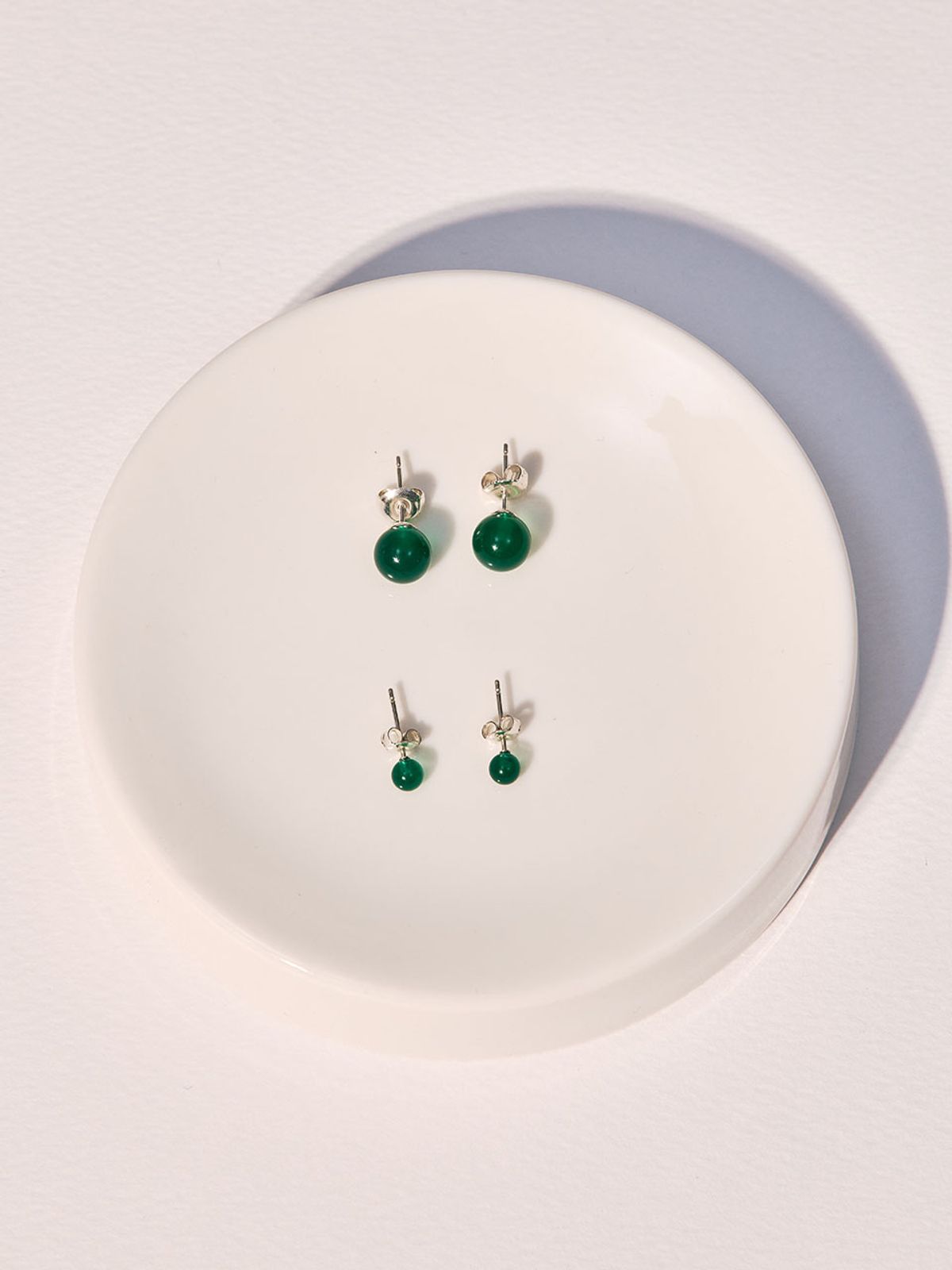 헤이(HEI) [sv925] green onyx earring (4mm/8mm)