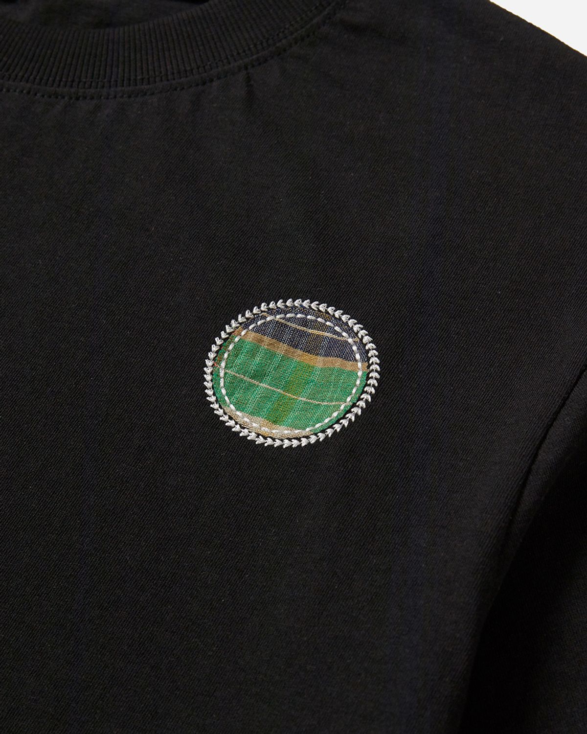 사일런트실러블(SILENTSYLLABLE) Circle patched half T-shirts / Black
