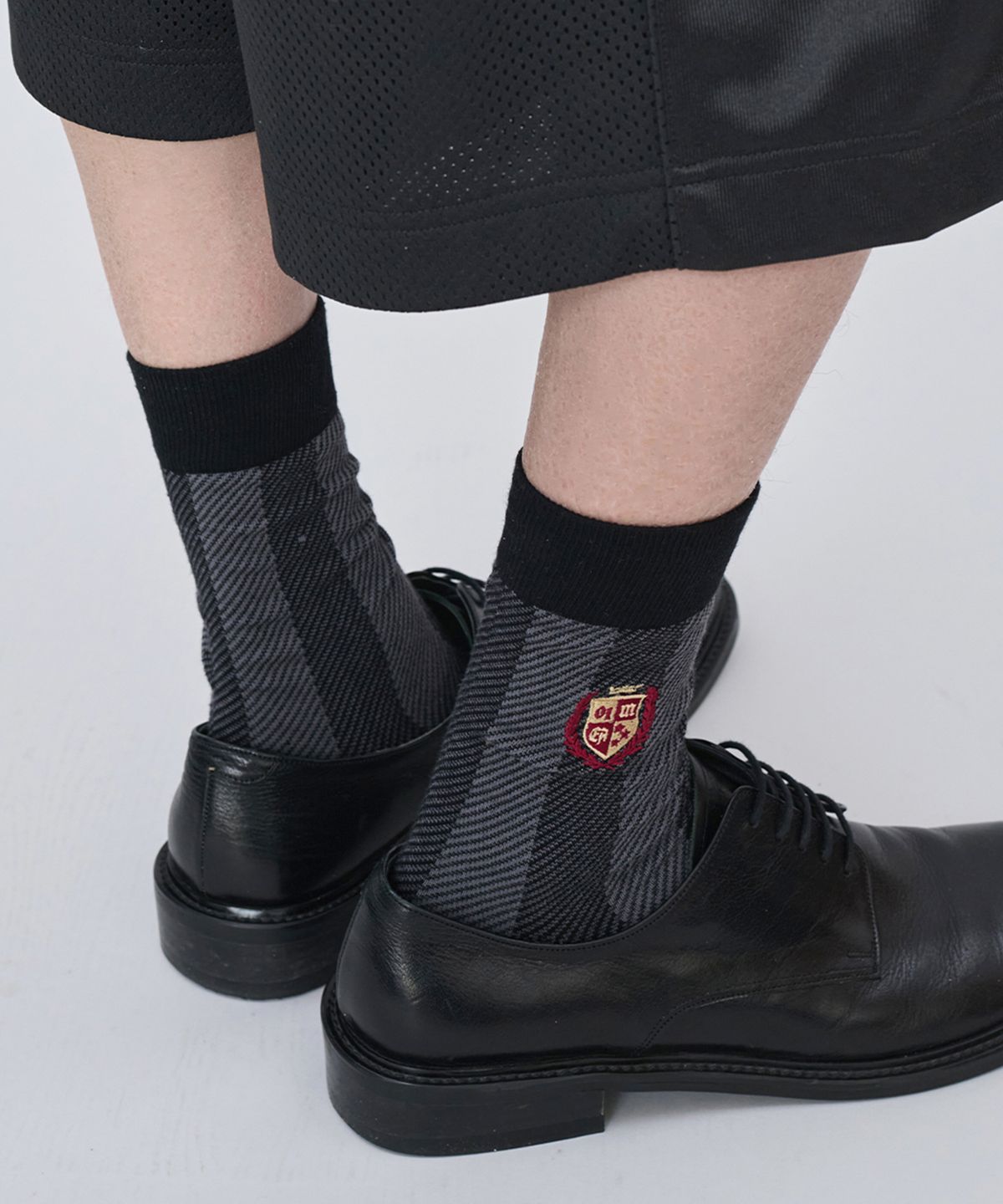 메아(MEA) STRIPE JACQUARD SOCKS [BLACK]