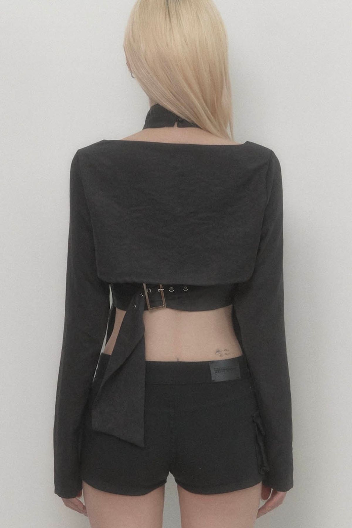 에트오소메(ETRE AU SOMMET) On-Off Chain Bolero Cardigan (Black)