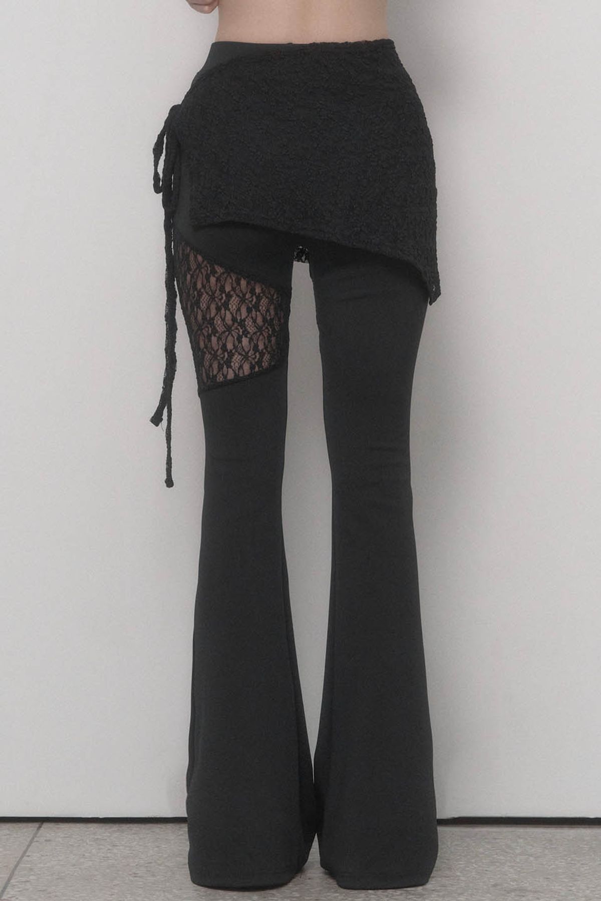 에트오소메(ETRE AU SOMMET) See Through Lace Lap Bootcut Pants