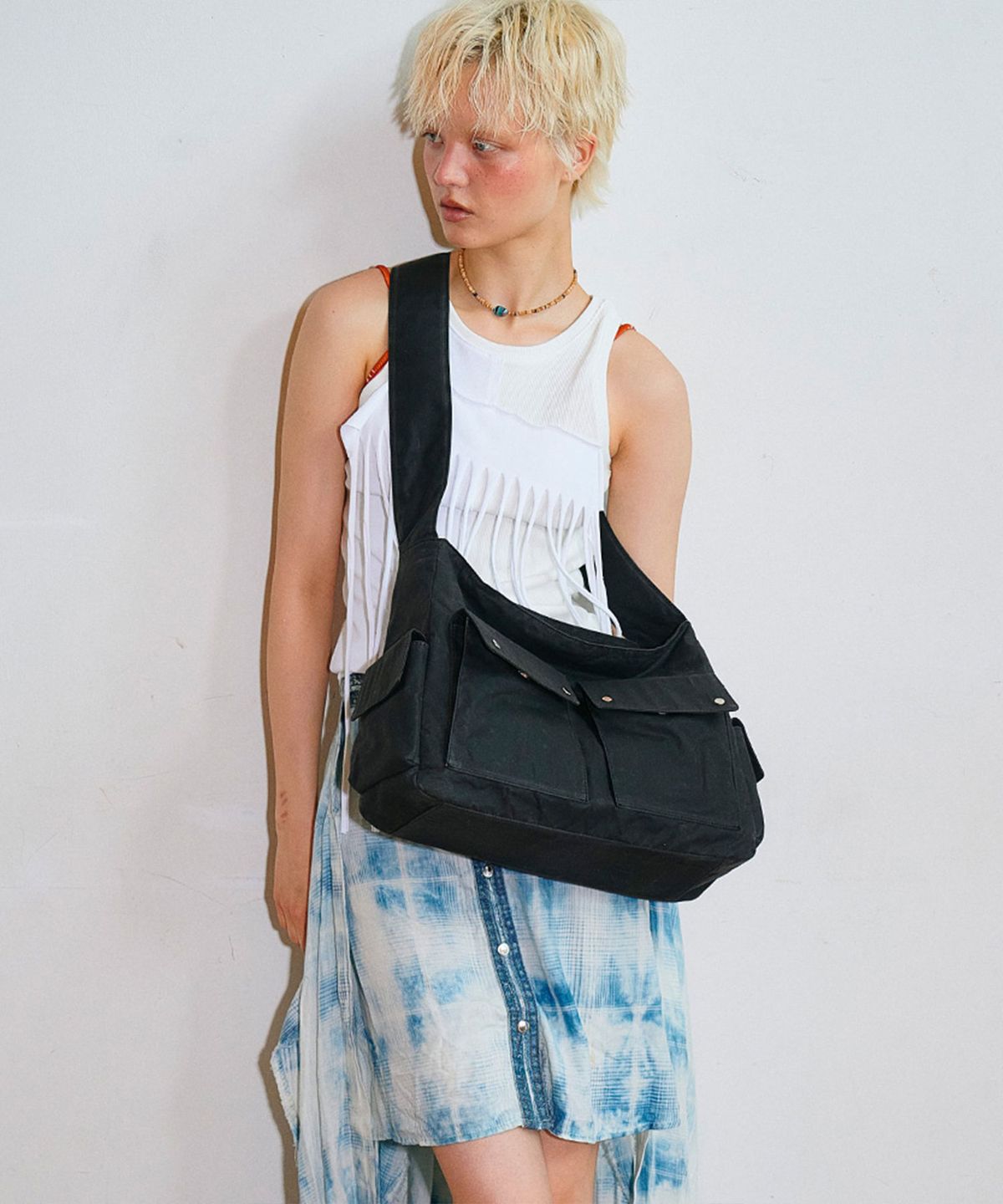 샌드뮤지엄(SAND MUSEUM) FATIGUE CROSS BAG [Vintage Black]