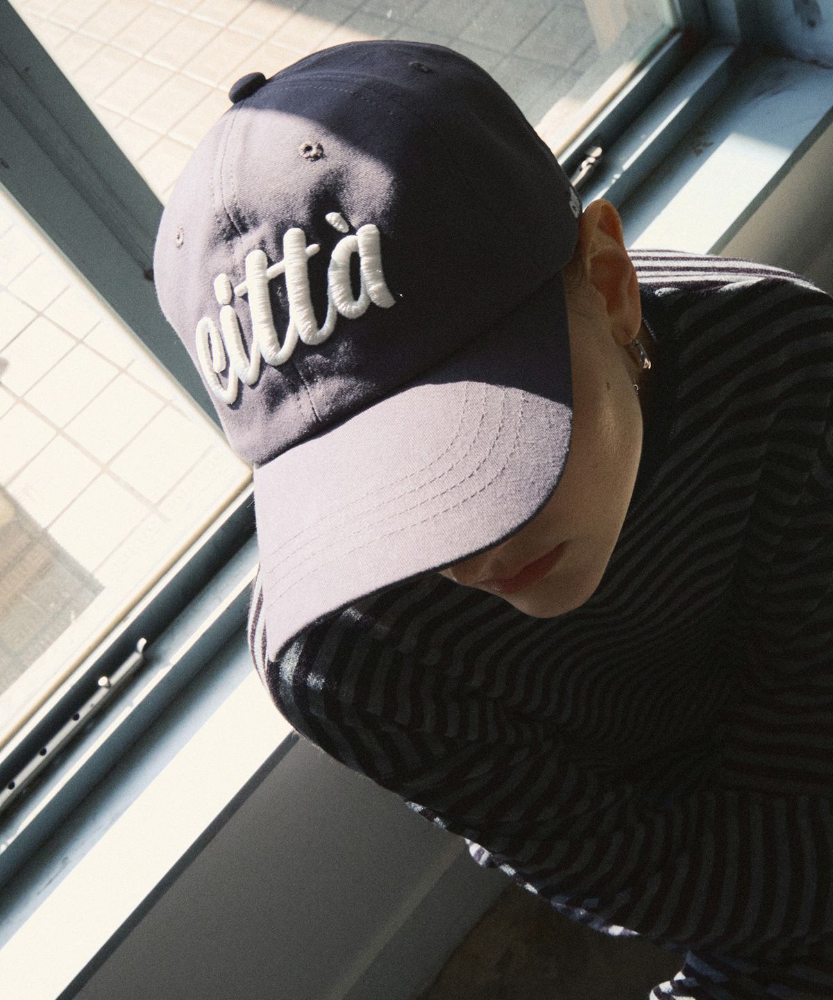 씨타(CITTA) 시그니처 씨타 로고 스티치 볼캡_CTA922(차콜)