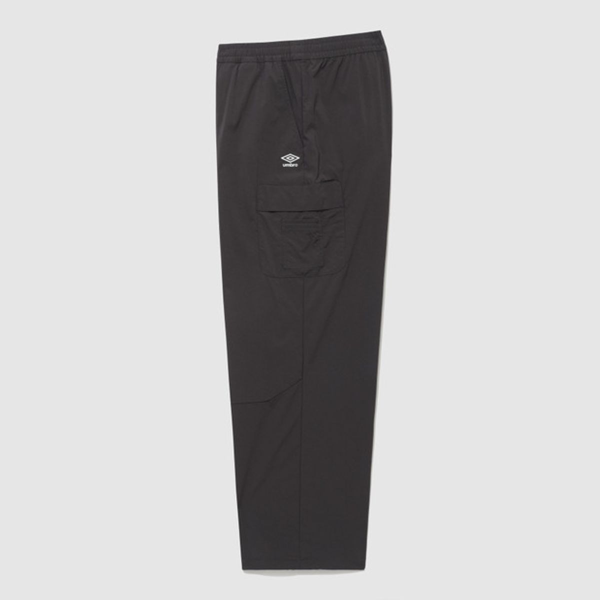 엄브로(UMBRO) 칠아웃 쿨링 카고 스트레이트 & 조거 2WAY 팬츠 차콜(UQ223CPT61)