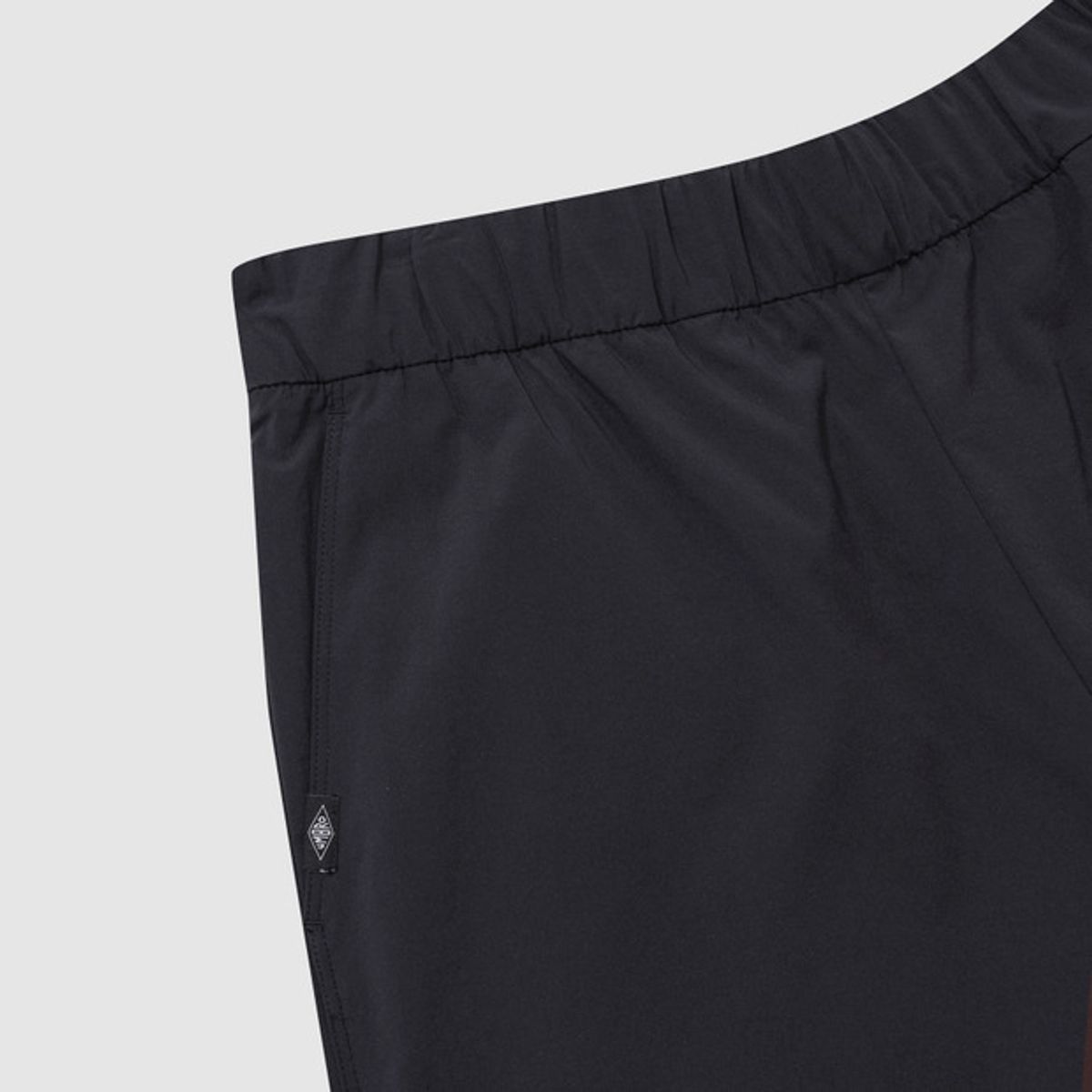 엄브로(UMBRO) 칠아웃 쿨링 우먼스 와이드 롱팬츠 블랙(UQ222CPT62)