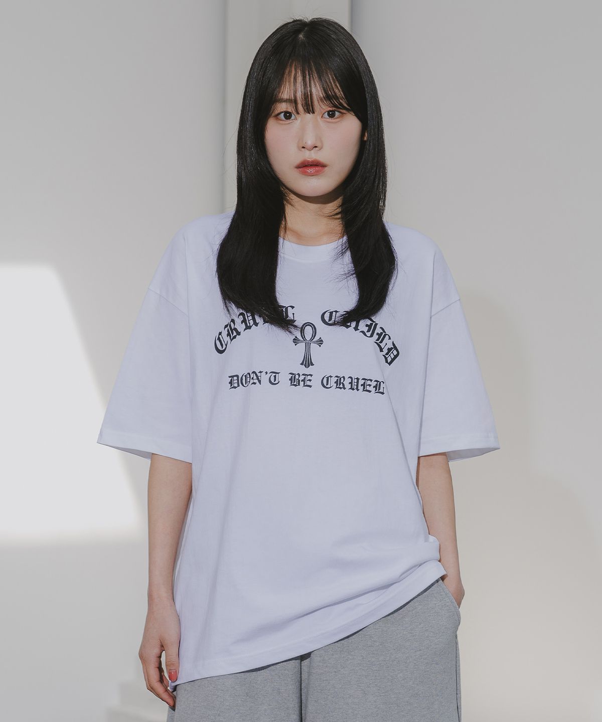 앨빈클로(ALVINCLO) 크루엘 오버핏 반팔티 AST4728 (2 COLOR)