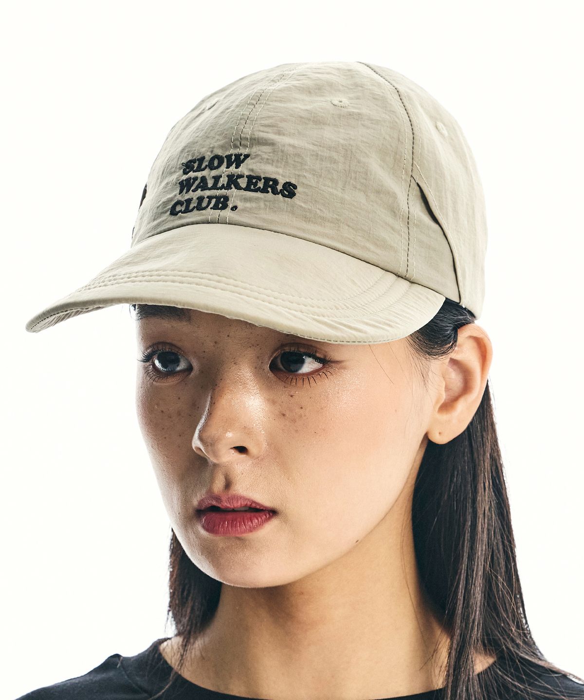에스에스와이(SSY) 슬로우 워커스 클럽 나일론 롱빌캡 베이지