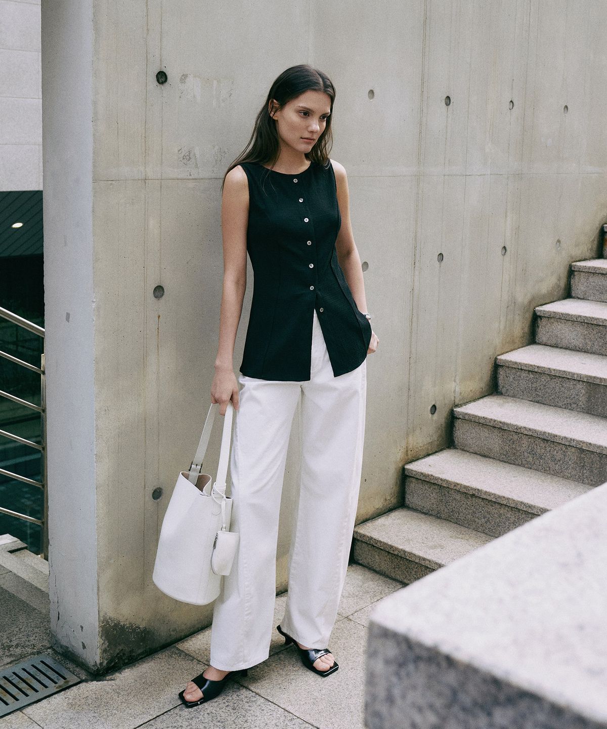 라메레이(LAMEREI) [기장선택]Curved Pants[LMBESUDN5210]-White