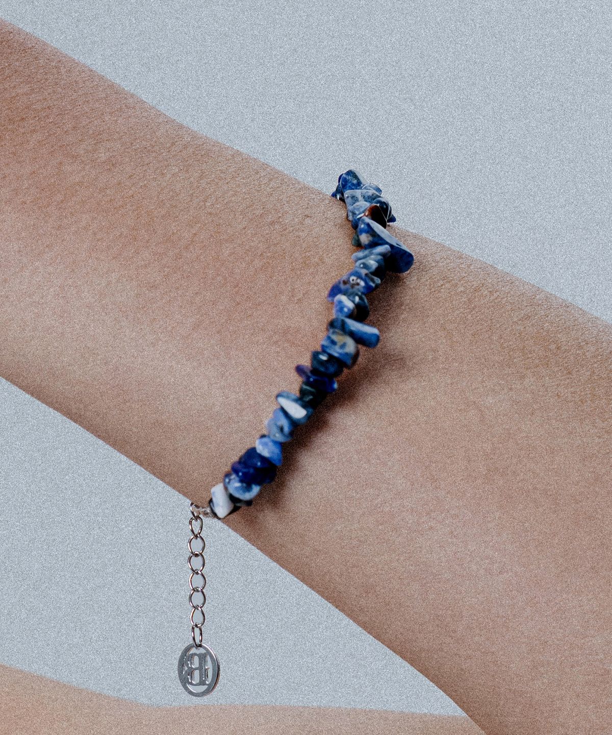 스칼렛또블랙(SCALETTOBLACK) WSM017 Sodalite Stone Bracelet