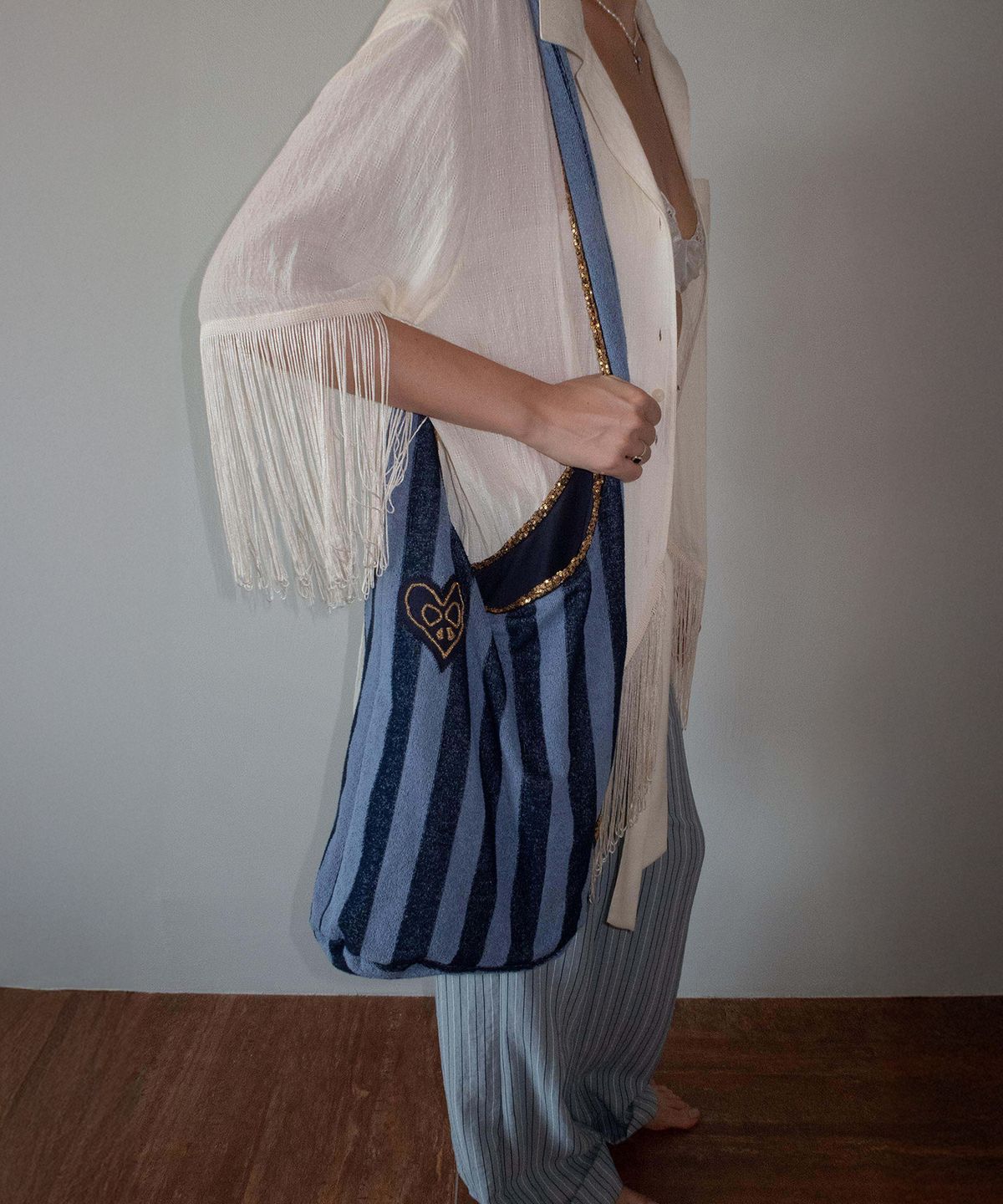 스컬프터(SCULPTOR) Terry Hobo Bag Navy
