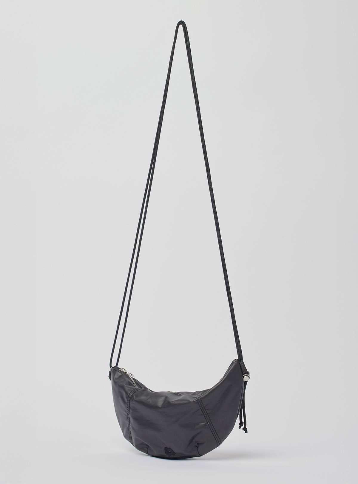 수뭄보눔(SUMUMBONUM) Owen Bag [Black]