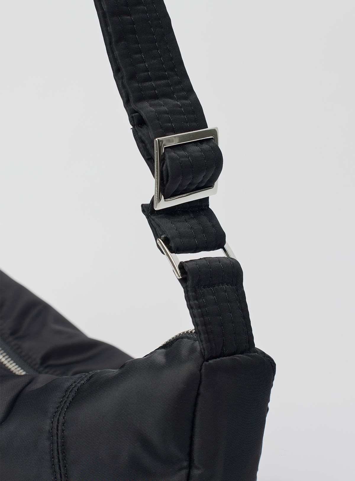 수뭄보눔(SUMUMBONUM) Harper  Bag [Black]