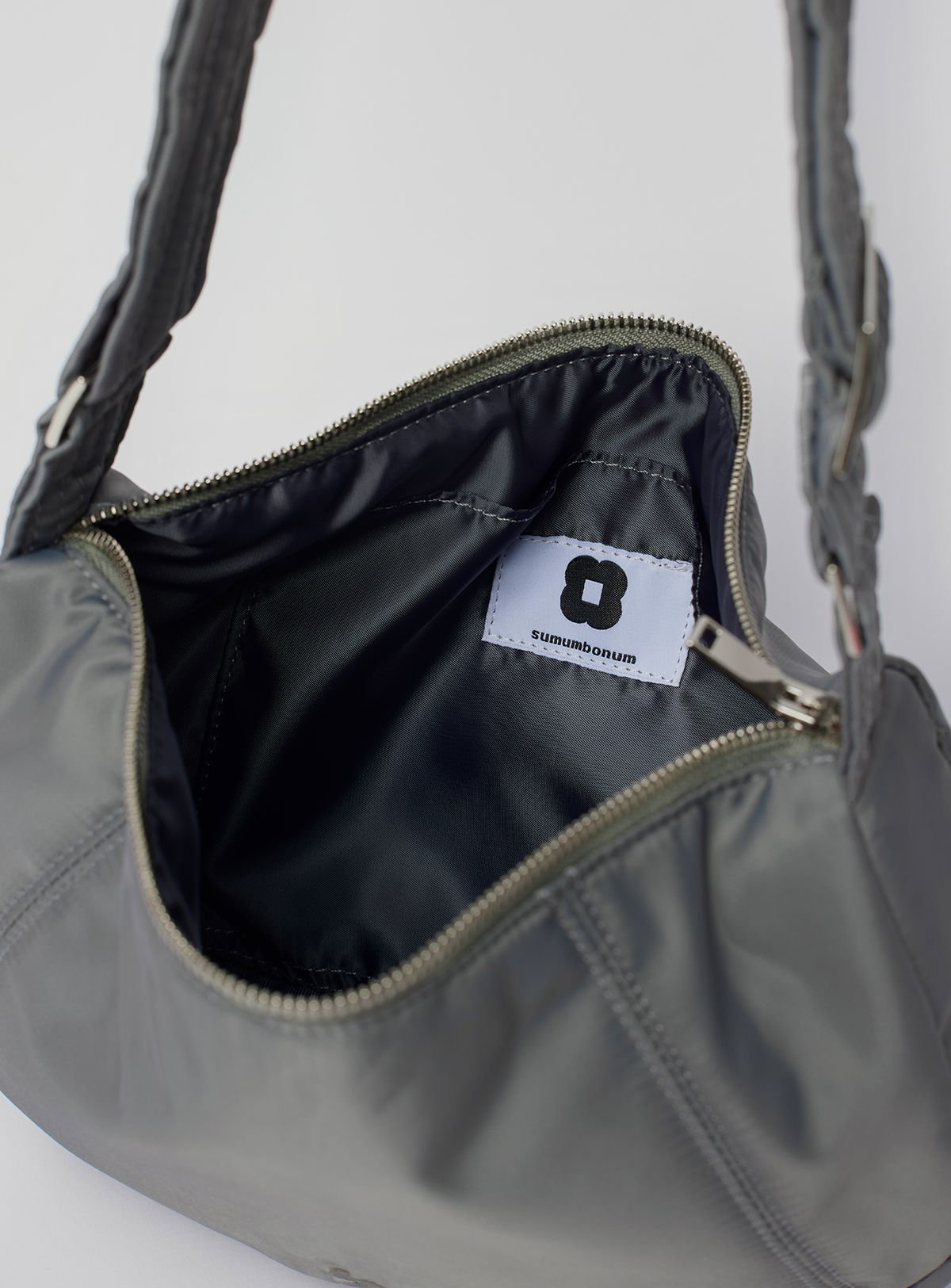 수뭄보눔(SUMUMBONUM) Harper  Bag [Gray]