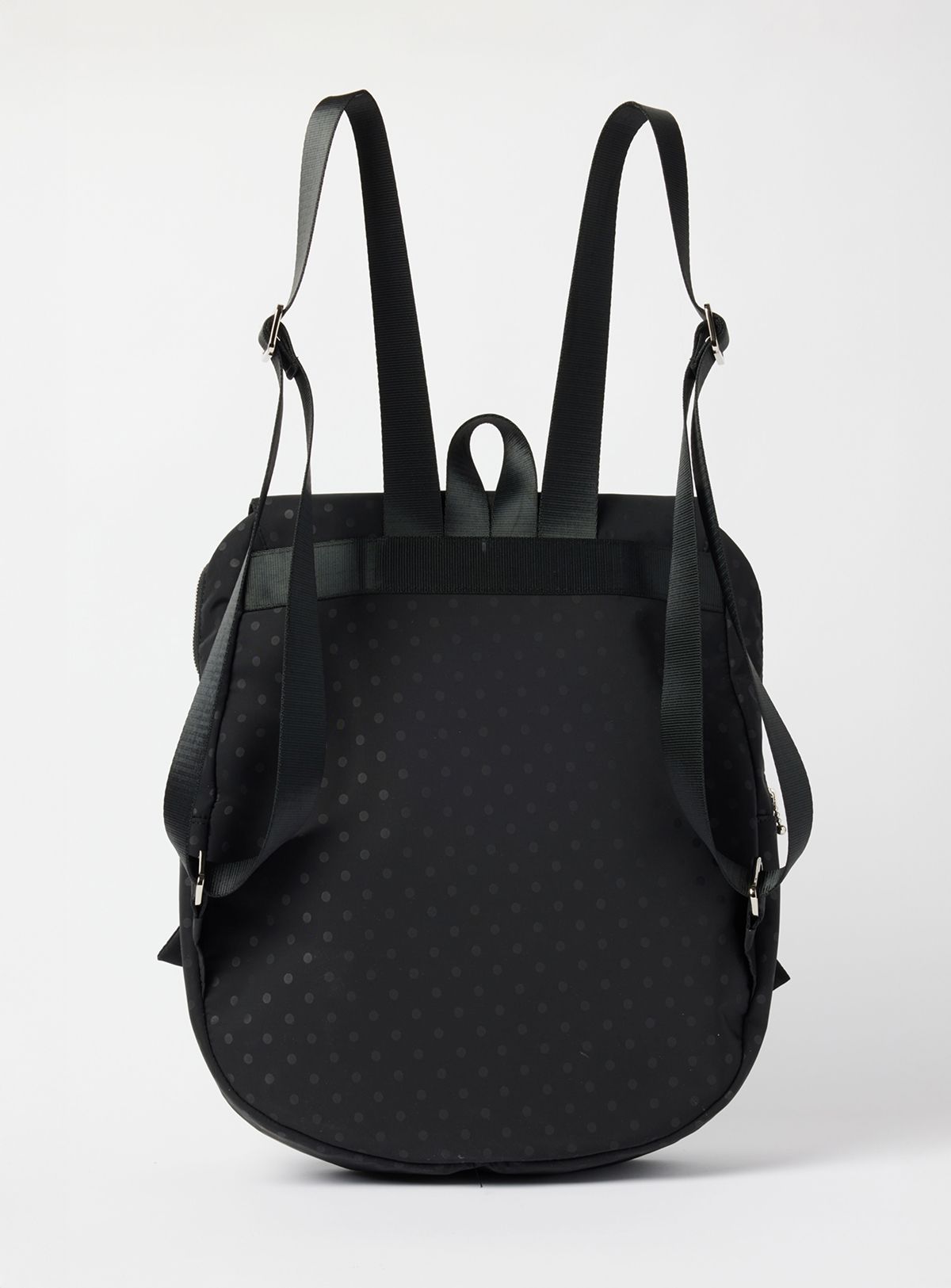 수뭄보눔(SUMUMBONUM) Dot pleats backpack large [Black]