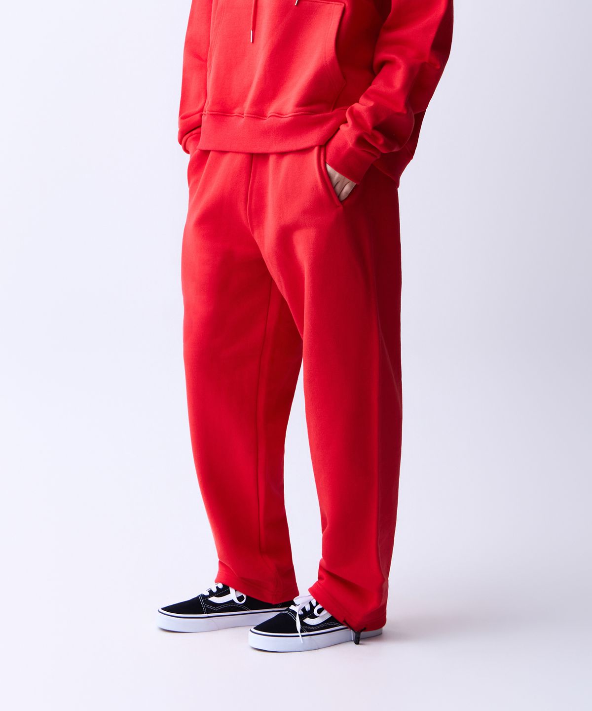 에이던엠(ADERNM) ESSENTIAL SWEAT PANTS (RED)