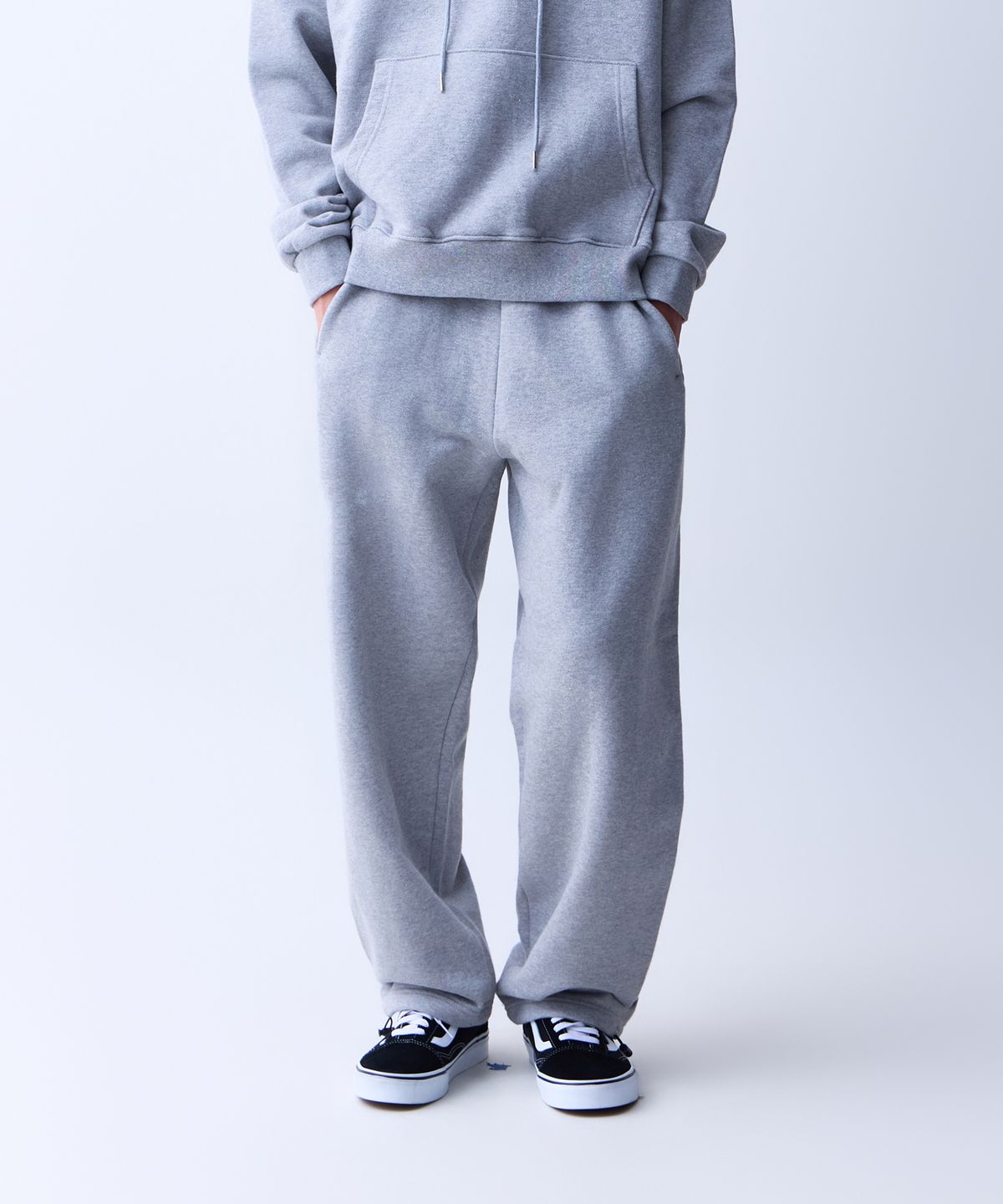 에이던엠(ADERNM) ESSENTIAL SWEAT PANTS (GRAY)