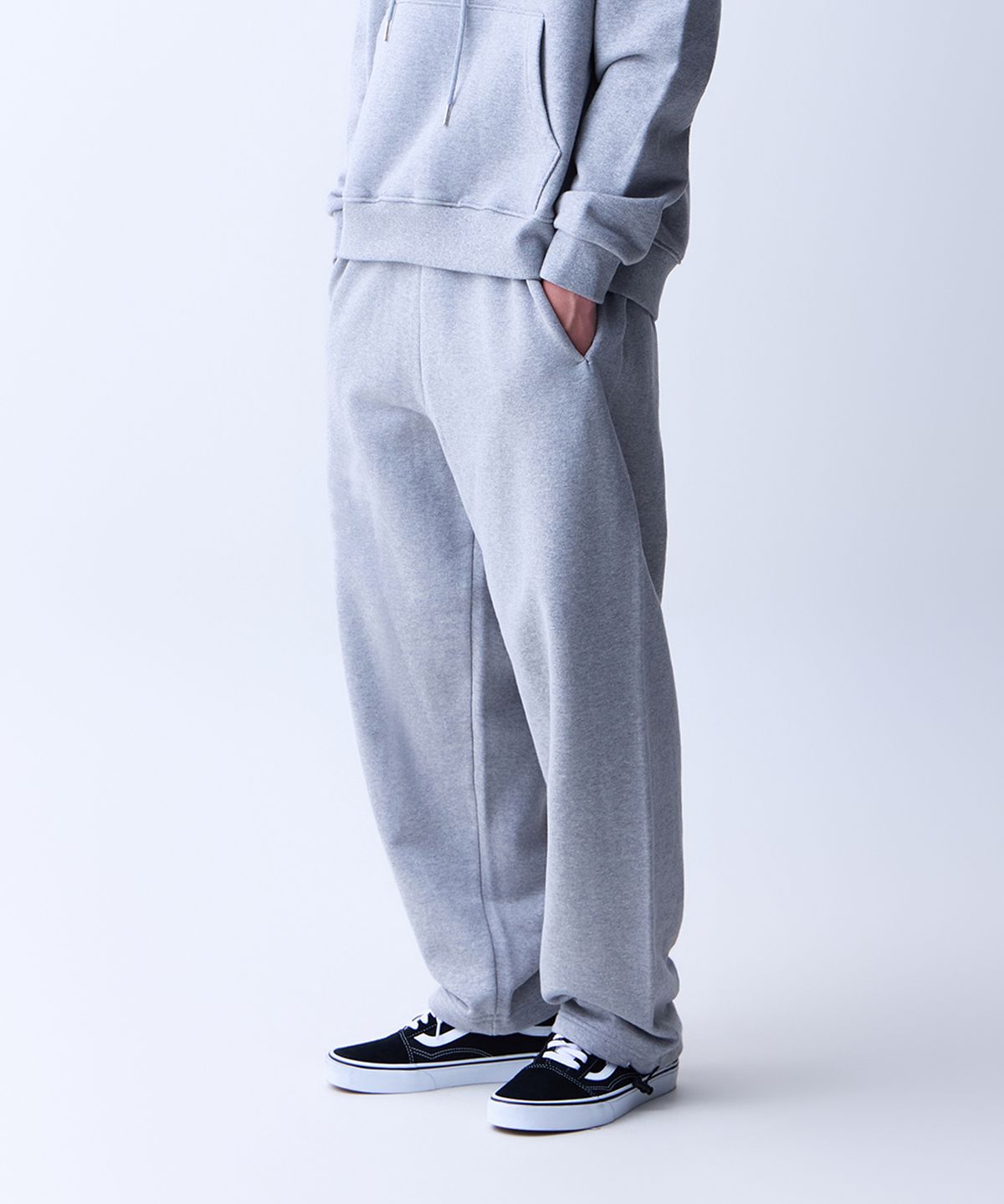 에이던엠(ADERNM) ESSENTIAL SWEAT PANTS (GRAY)