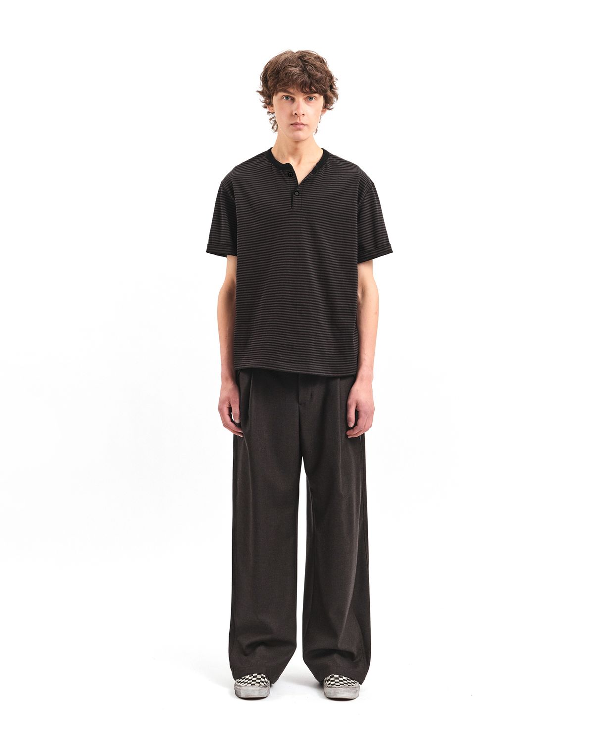 포커페이스(POKERFACE) STRIPE HENLEY NECK T-SHIRTS VINTAGE BROWN