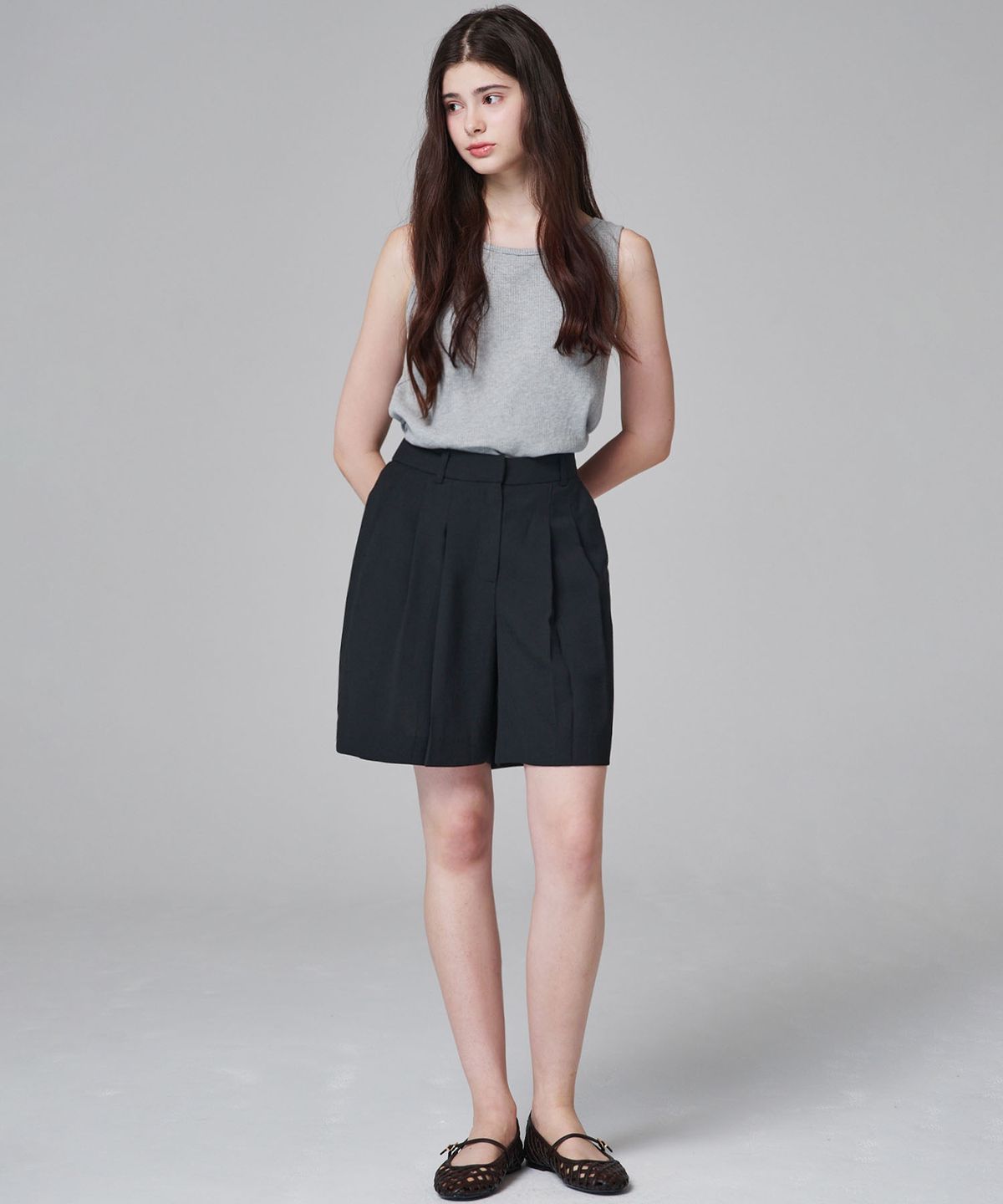 마롭(MALOUPE) 2208 경량투턱 하프 팬츠 (블랙)