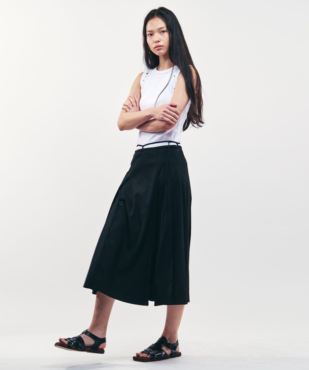 시티브리즈(CITYBREEZE) 플리츠 벨트 롱 스커트_BLACK