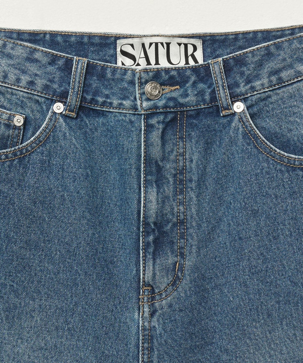 세터(SATUR) 카고 버뮤다 데님 쇼츠 블루