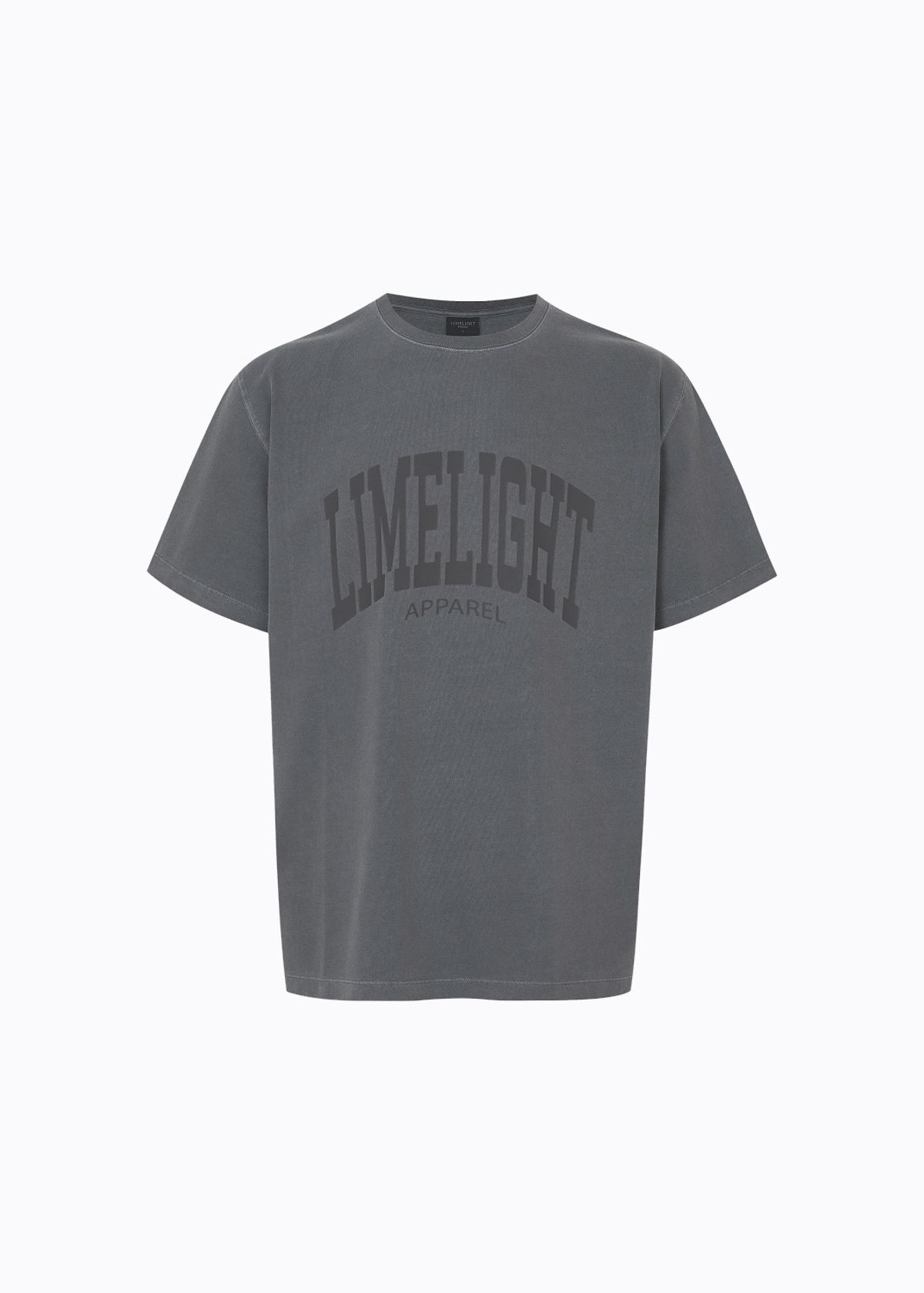 라임라잇 어패럴(LIMELIGHT APPAREL) 어패럴 피그먼트 아치 로고 티셔츠 (차콜/그레이)