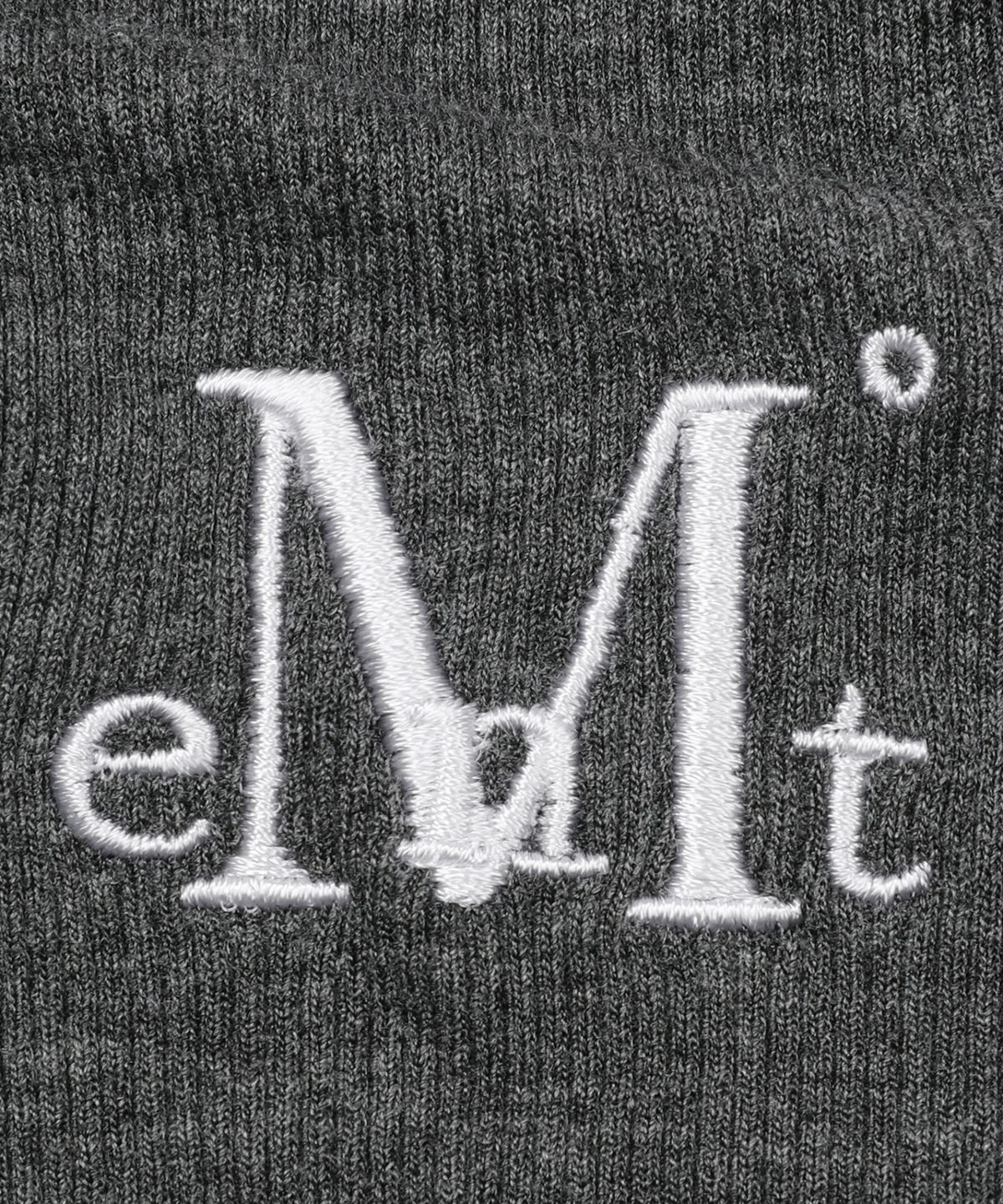무센트(MUCENT) 메라 홀터넥 크롭 슬리브리스 나시 (4컬러)