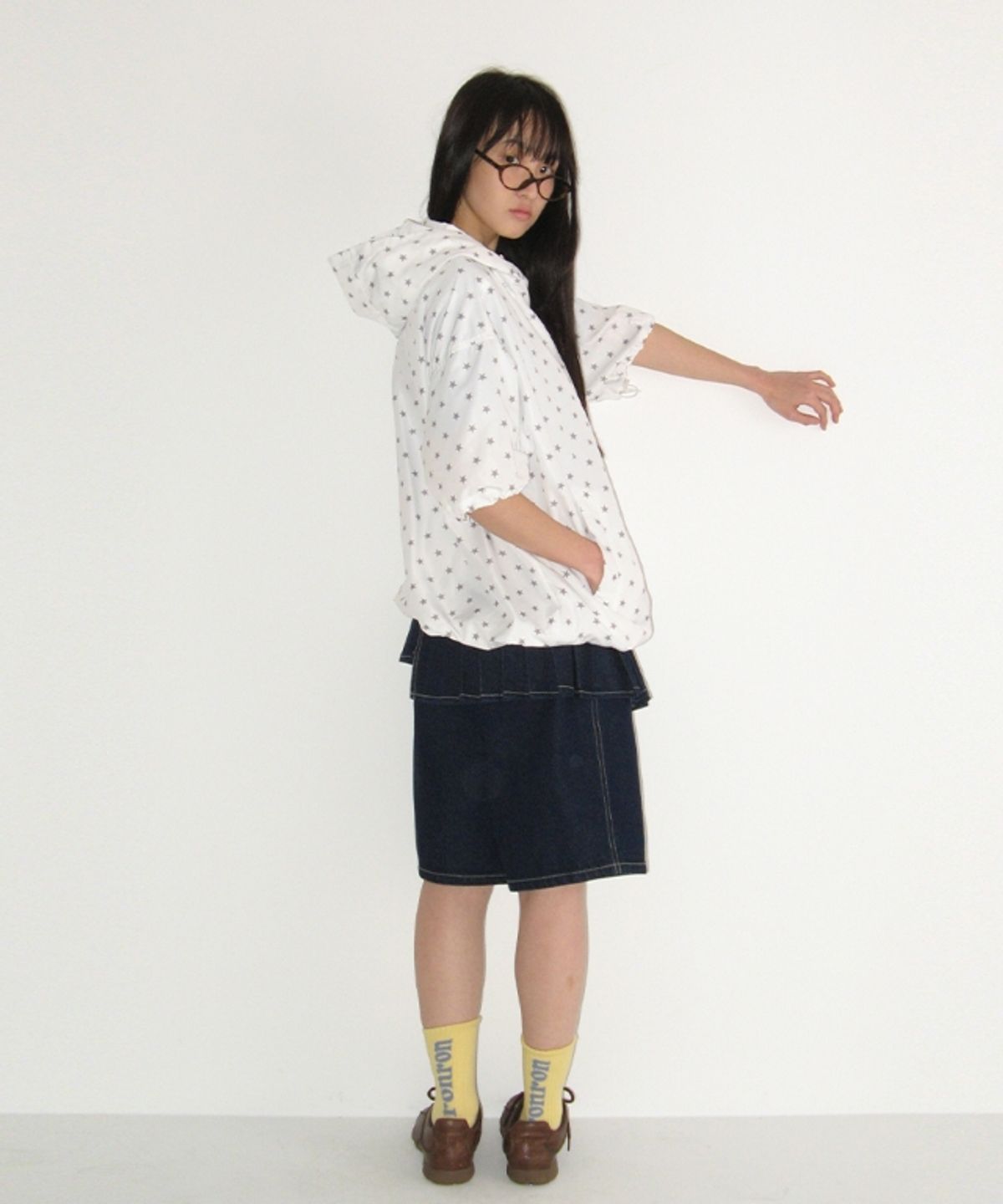 론론(RONRON) HOODED HALF SLEEVE WINDBREAKER WHITE STAR