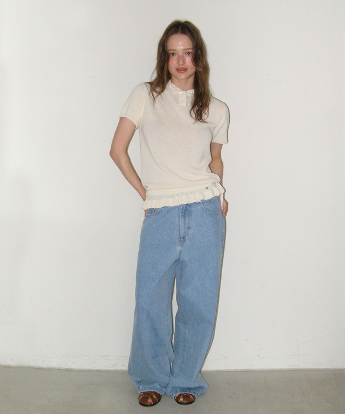 론론(RONRON) BUTTON HOODED FRILL HALF SLEEVE KNIT IVORY
