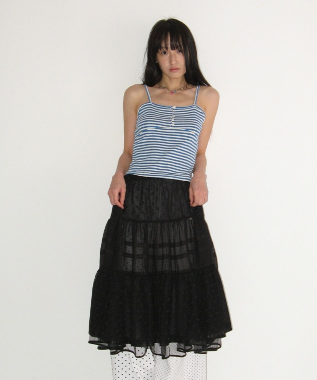 론론(RONRON) HEART BUTTON GOLGI SLEEVELESS BLUE STRIPE
