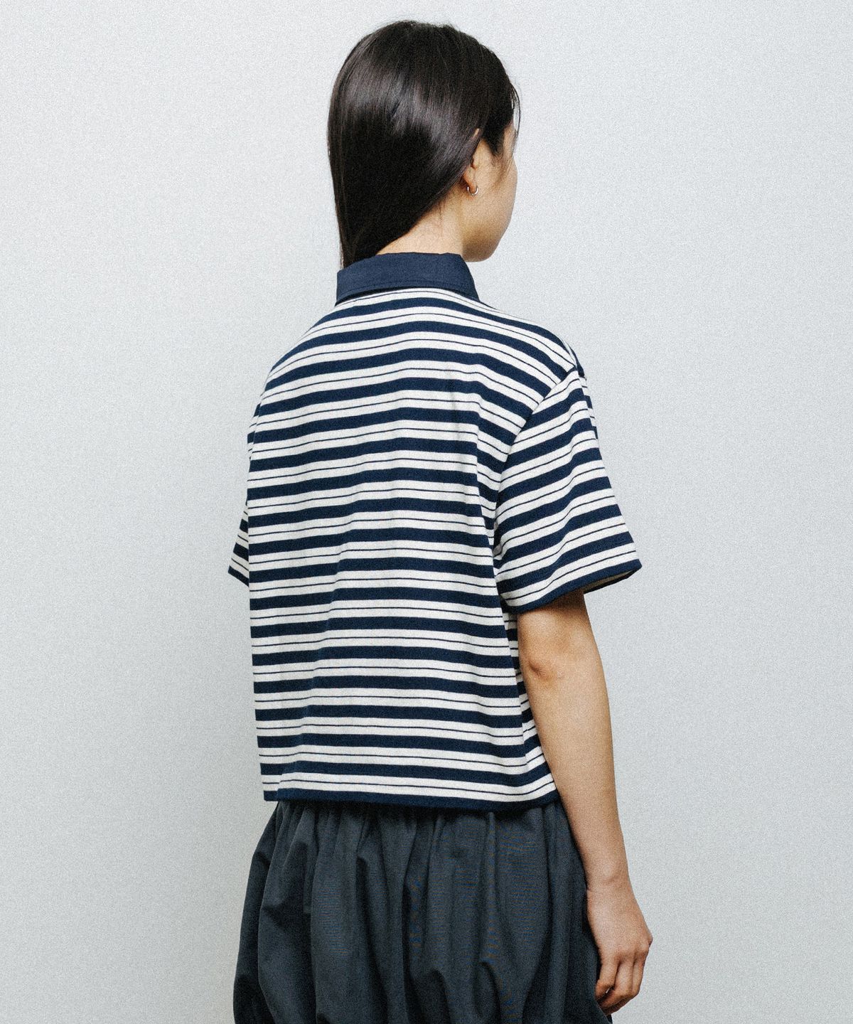 데이지신드롬(DAISY SYNDROME) ESSENTIAL STRIPE COLLAR TEE navy