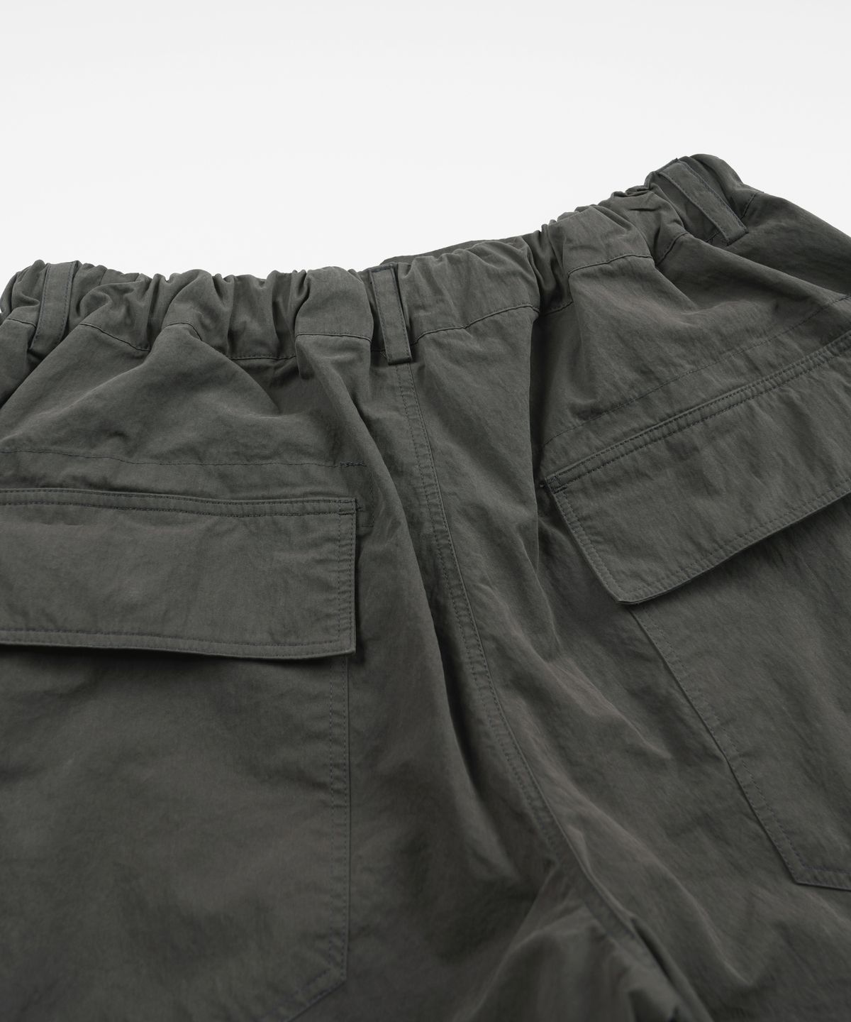프리즘웍스(FRIZMWORKS) CN NIB FATIGUE SHORTS _ CHARCOAL