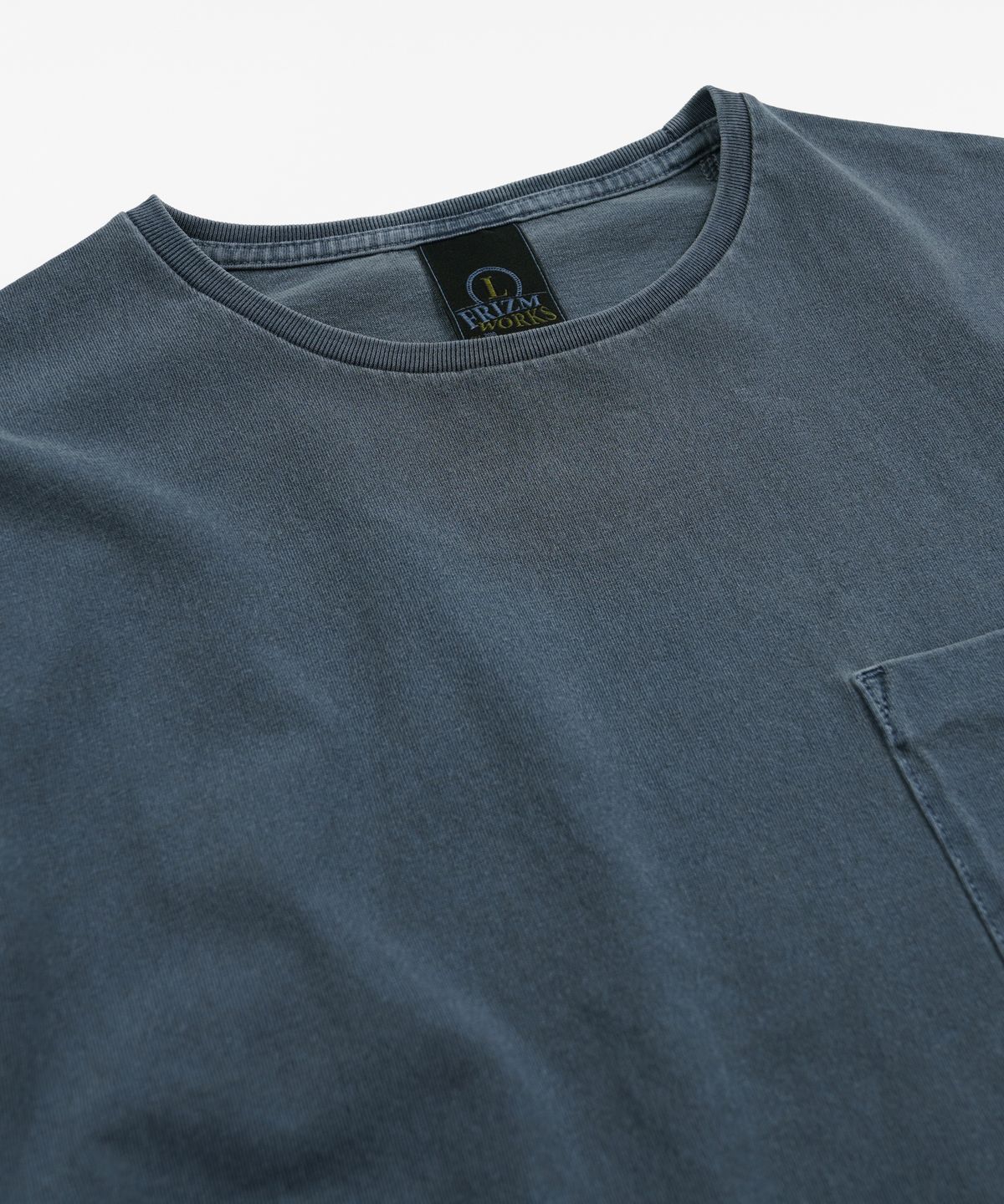 프리즘웍스(FRIZMWORKS) COVER STITCH PIGMENT DYEING TEE _ NAVY