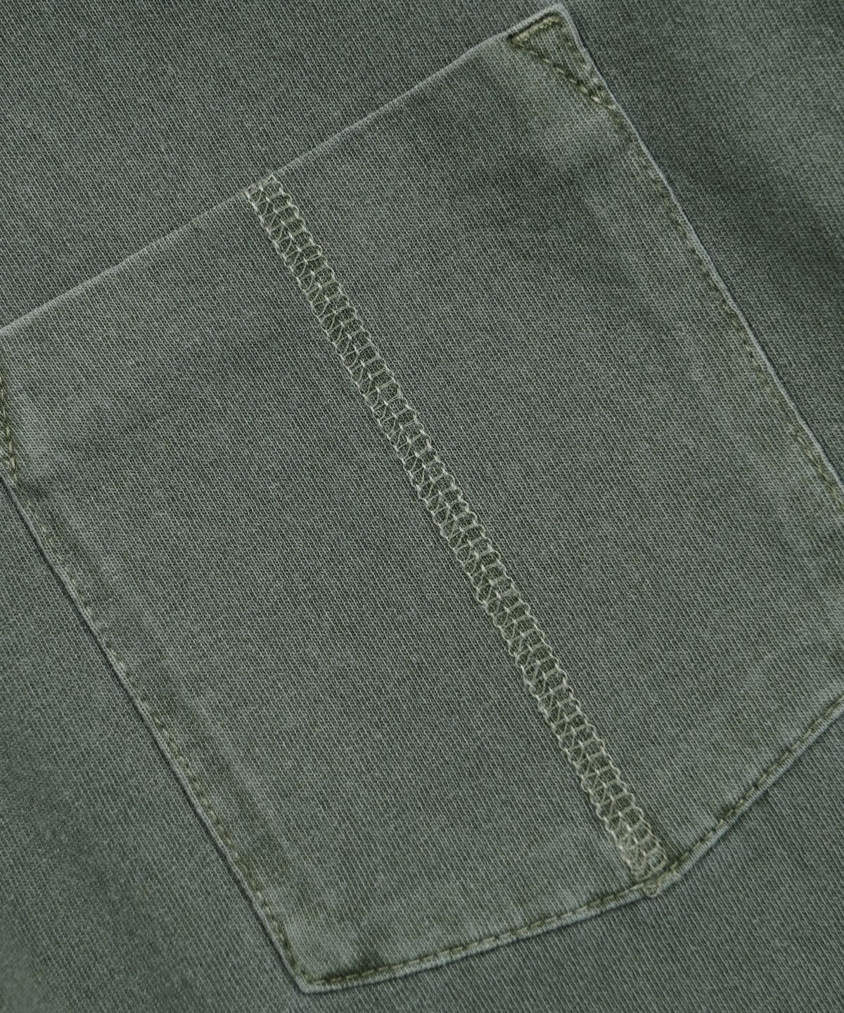 프리즘웍스(FRIZMWORKS) COVER STITCH PIGMENT DYEING TEE _ OLIVE