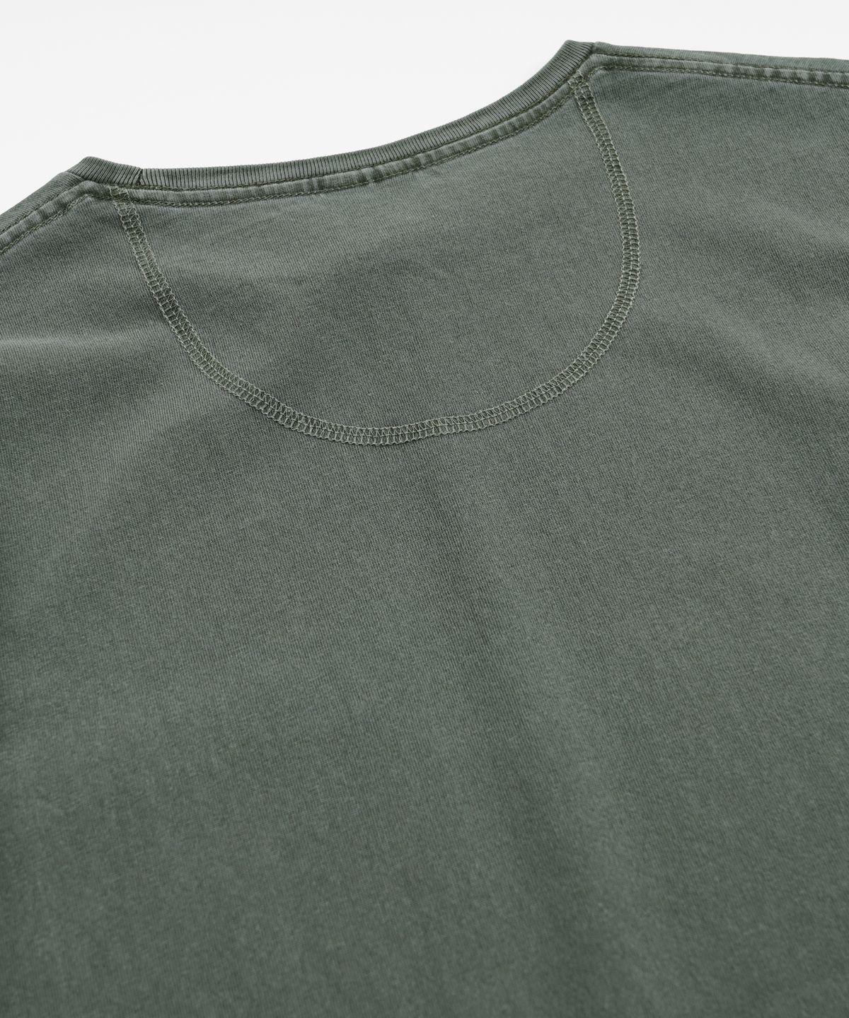 프리즘웍스(FRIZMWORKS) COVER STITCH PIGMENT DYEING TEE _ OLIVE