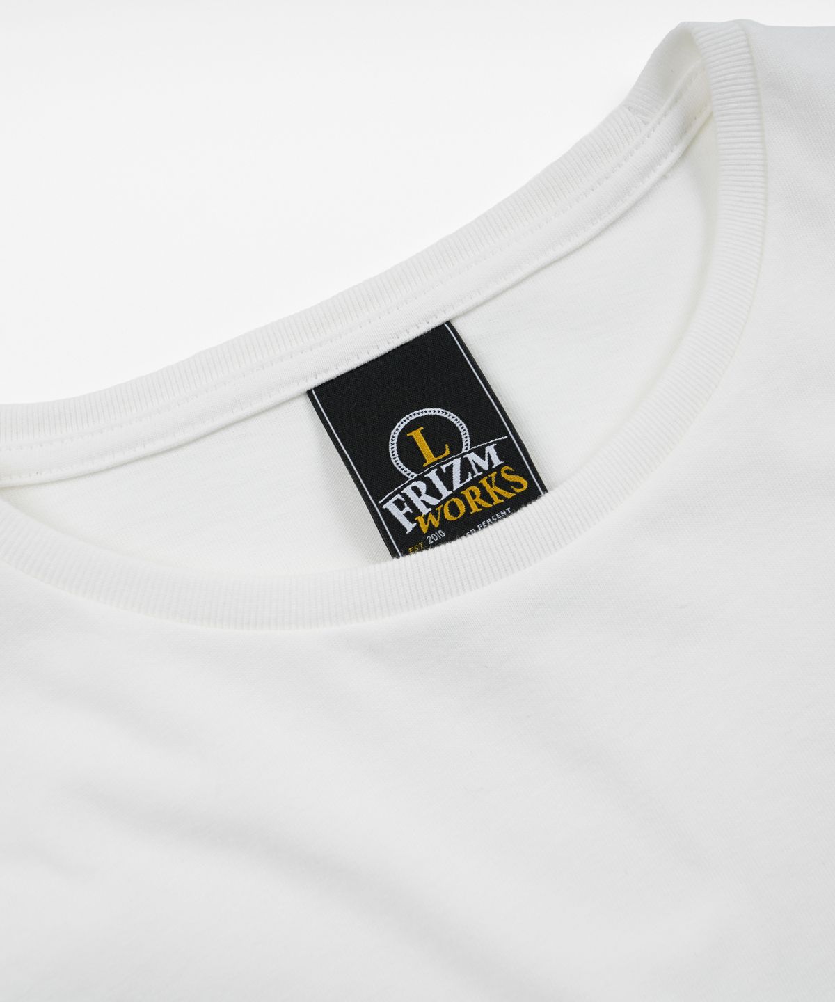 프리즘웍스(FRIZMWORKS) POCKET LOOP TEE _ WHITE